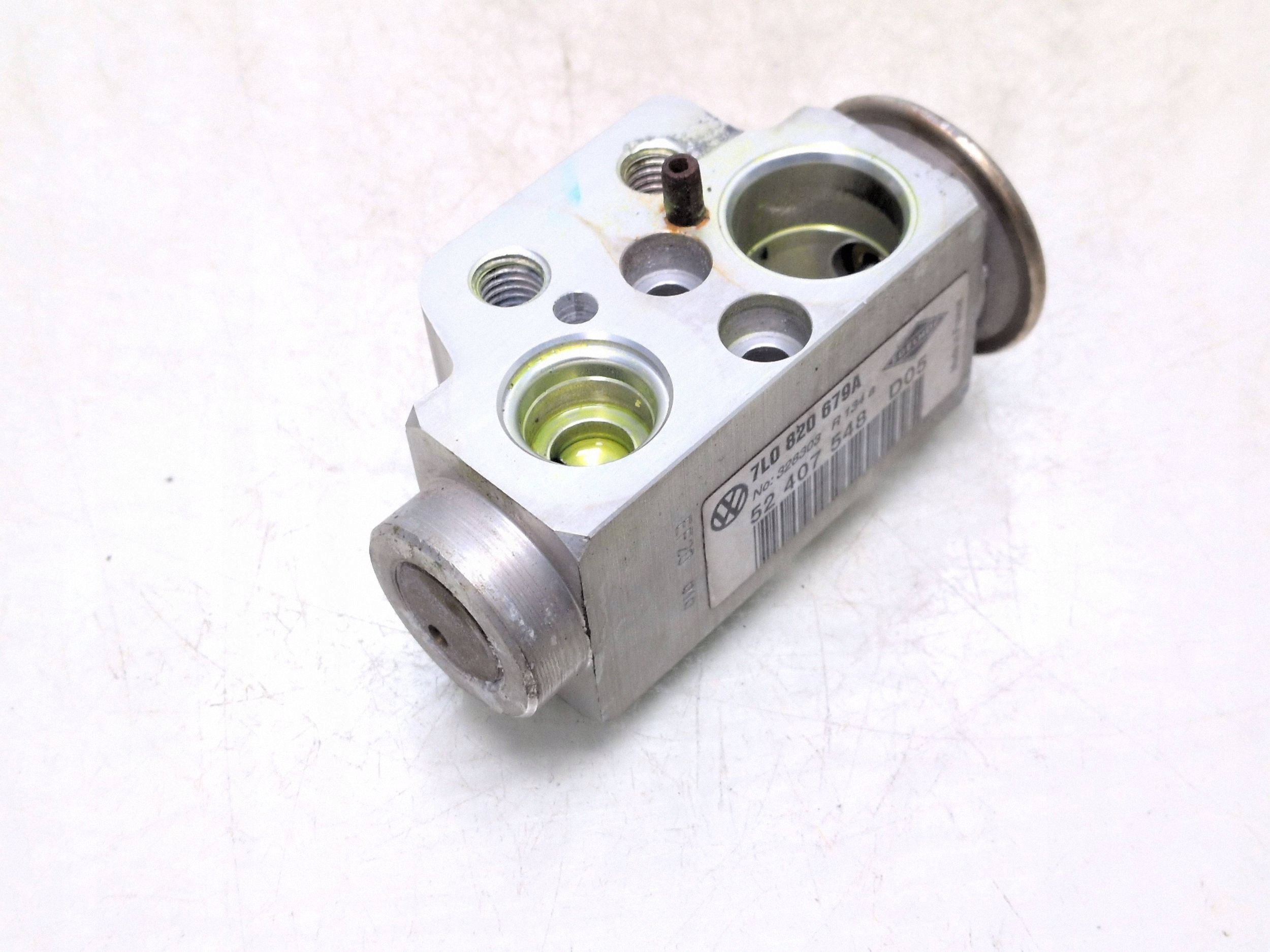 Ilmastointilaukon venttiili Porsche Cayenne 7L0820679A