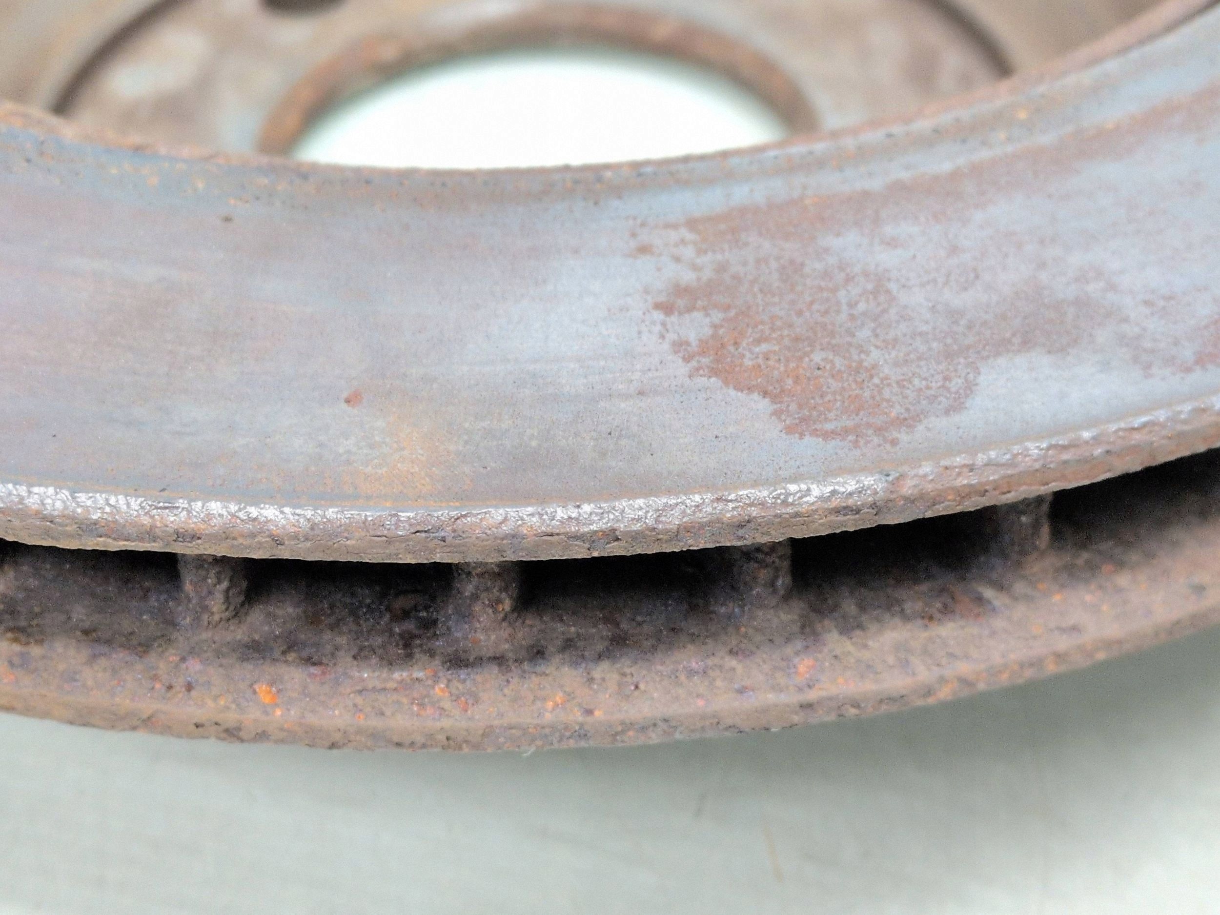 2005 Porsche Cayenne (9PA) Hintere Bremsscheibe image 3