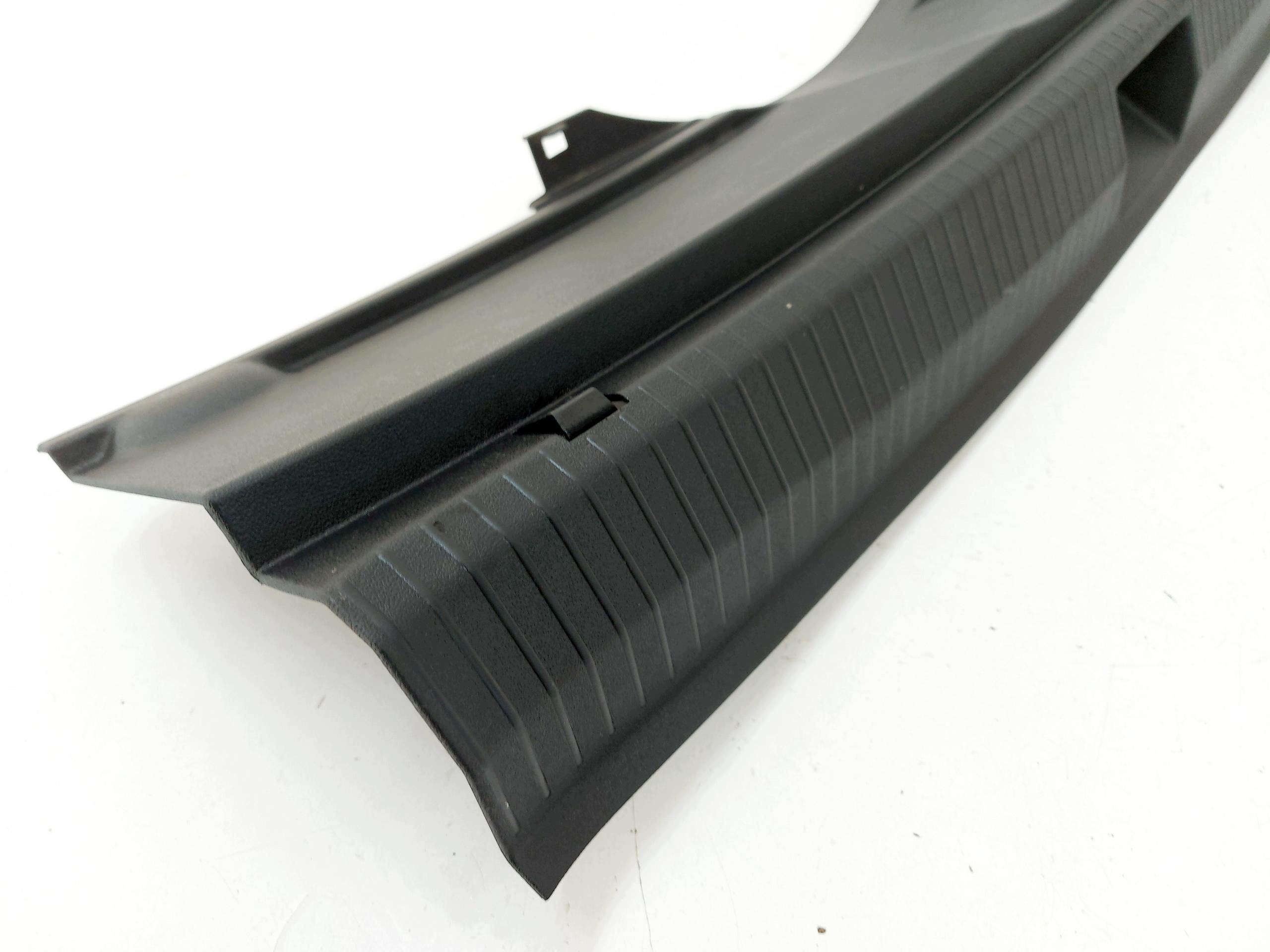 Cubierta para parachoques trasero VW Tiguan III 571863459 image 3