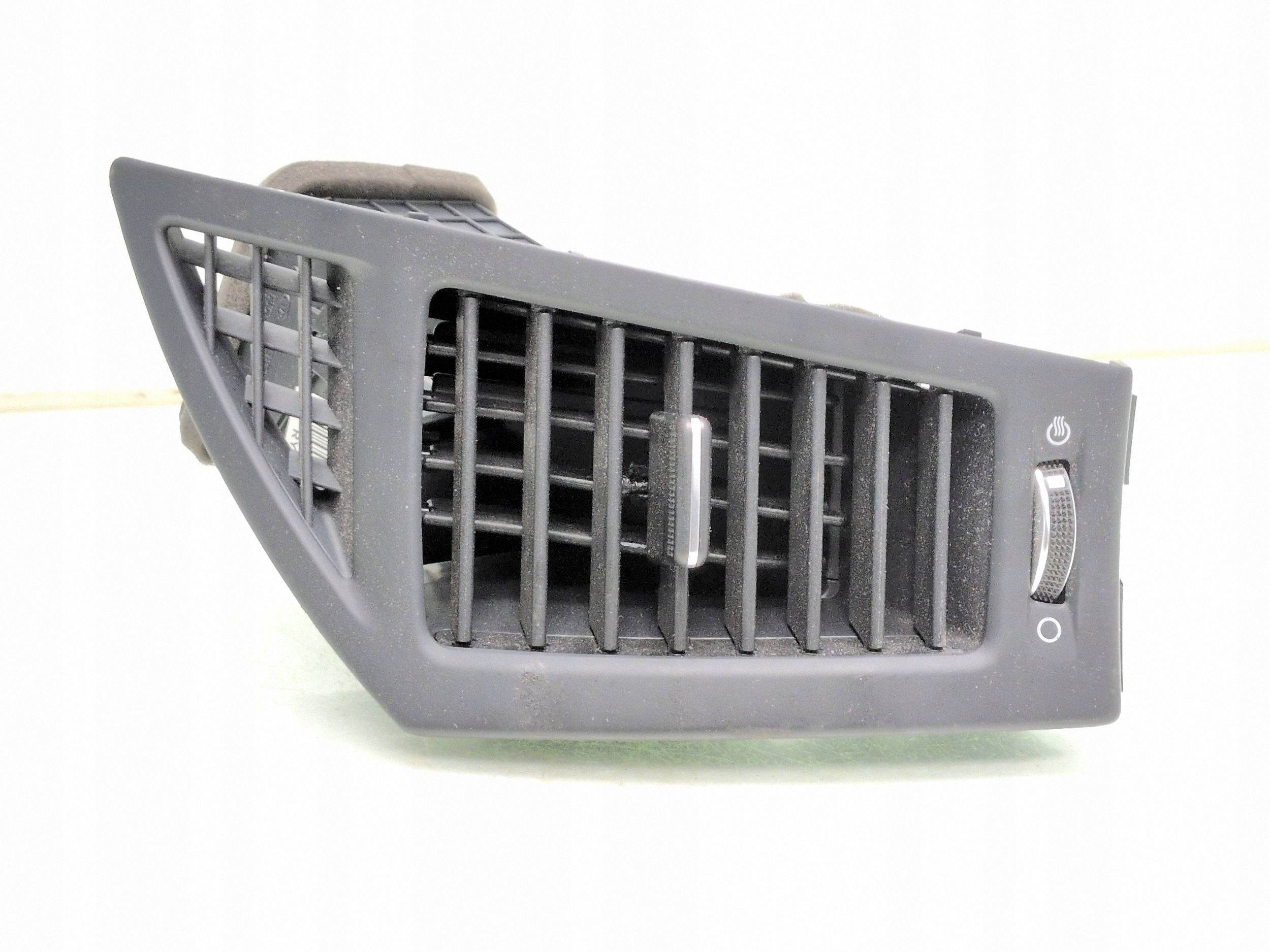 Grille d'aération latérale Hyundai i40 2013 3Z9748000 image 2