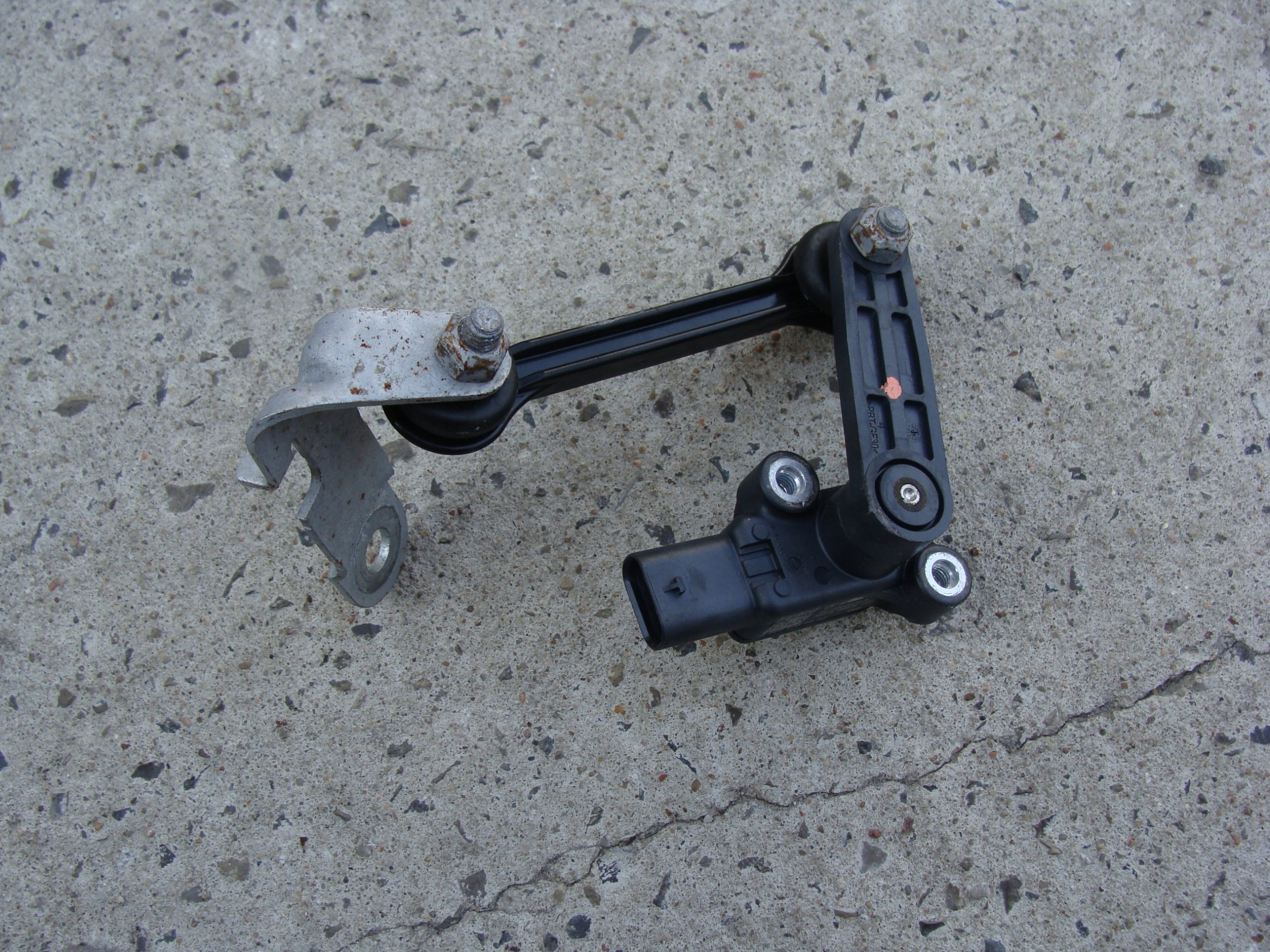 Korinkorkeusanturi Mercedes GLE V167 A0009050908