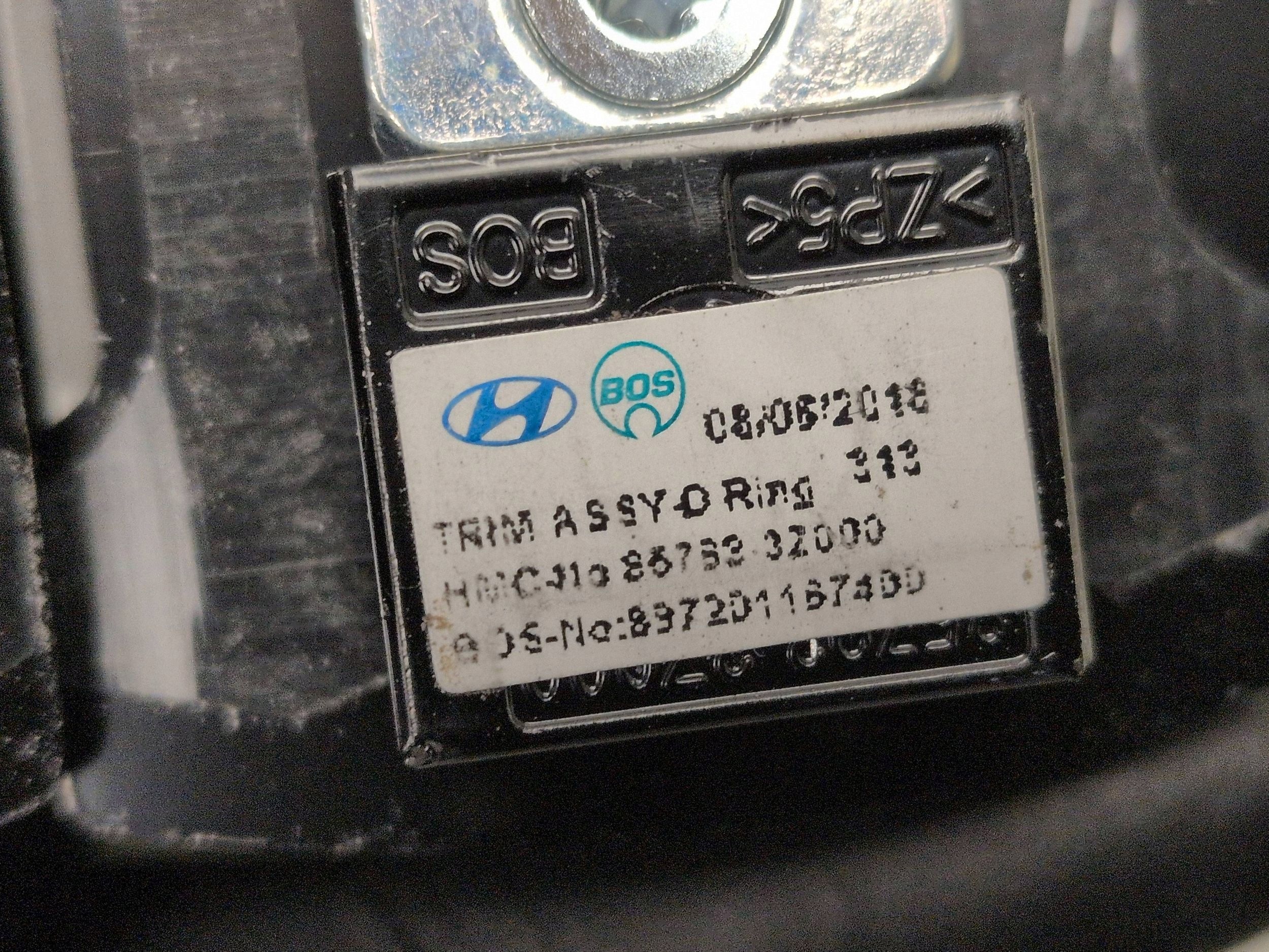 Hyundai i40 2017 Élément Coffre 857633Z000 image 7