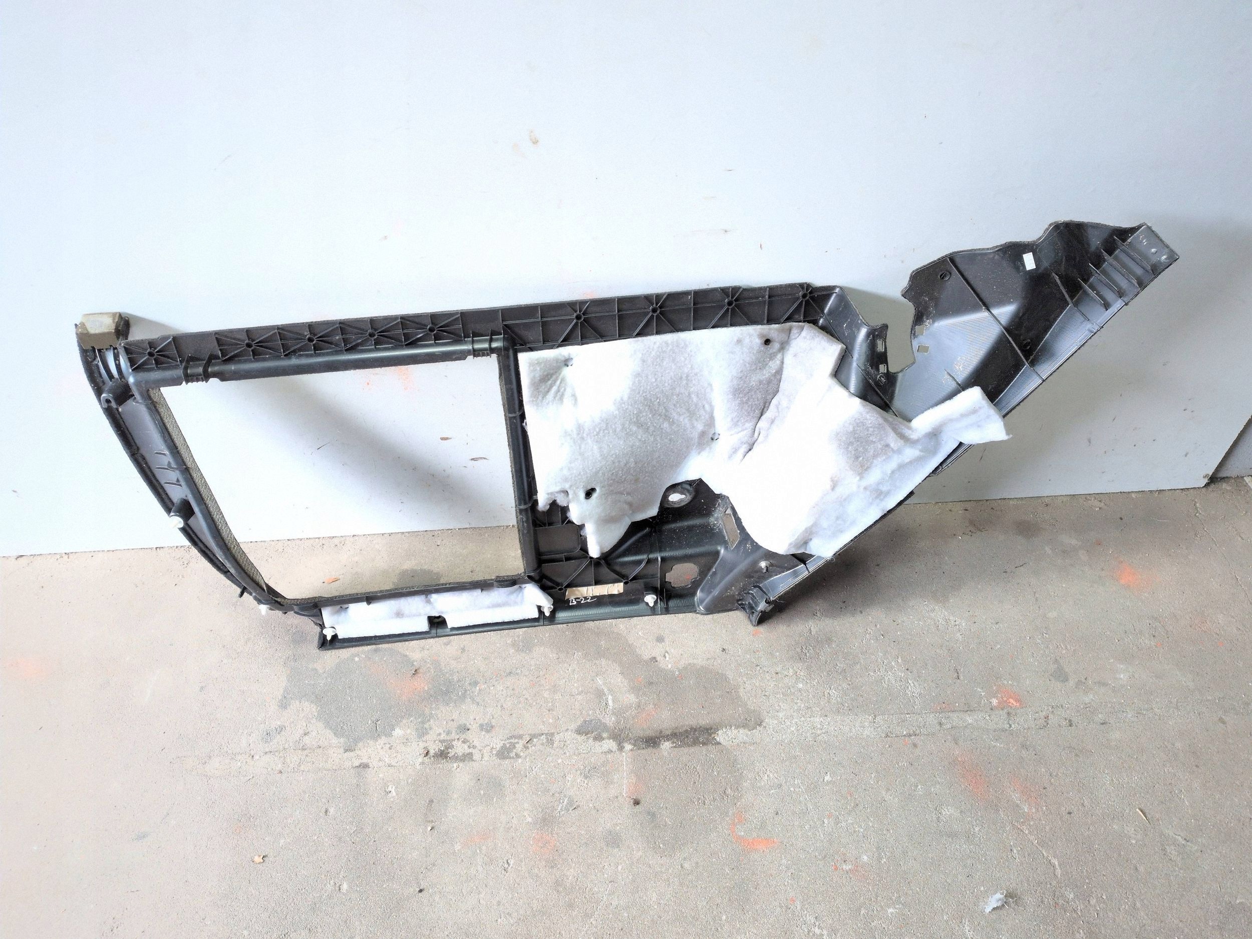 Mercedes-Benz ML W164 Panel Maletero Usado image 4
