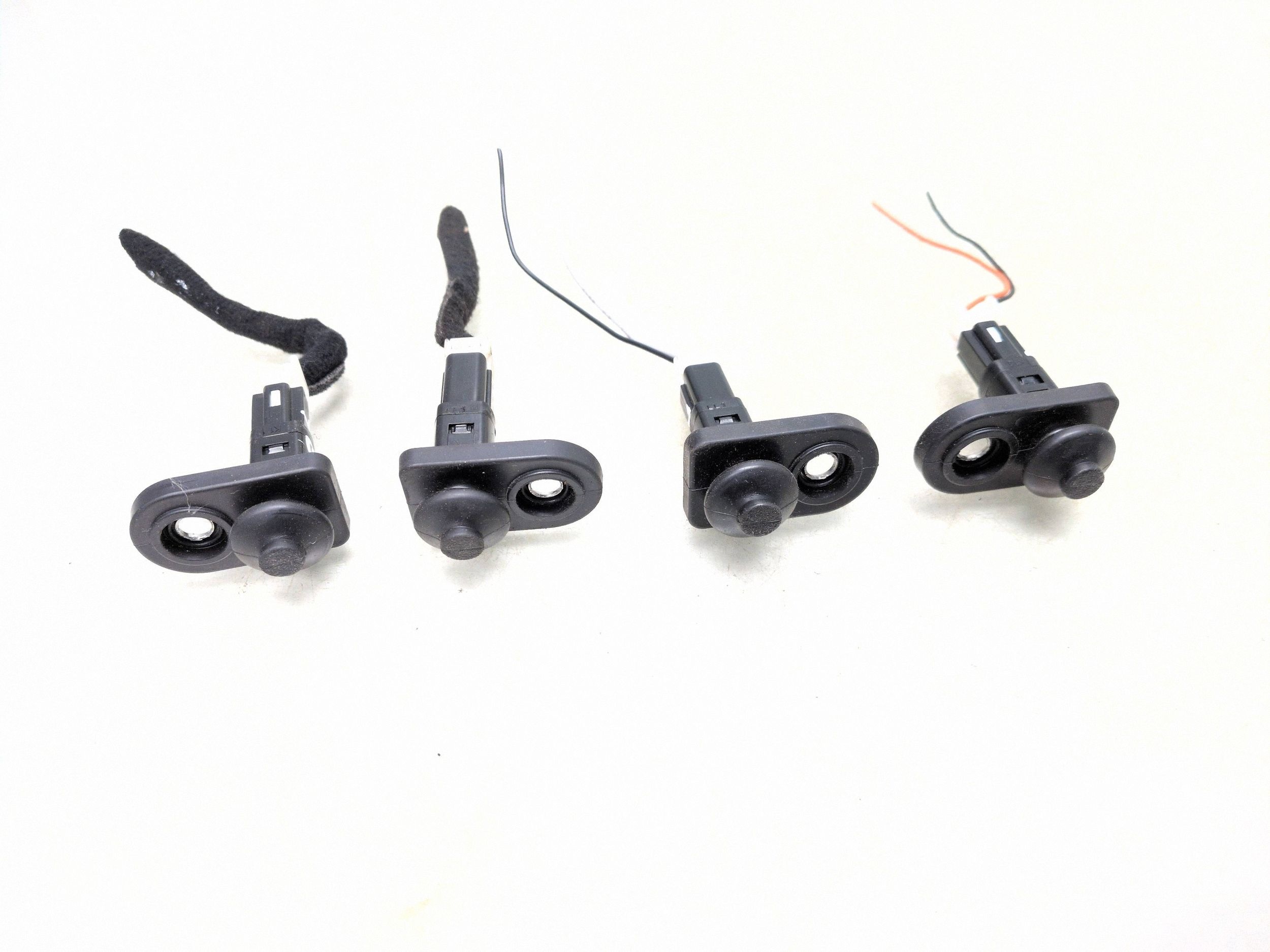 Hyundai i40 Deurcontactsensor LF41K4 (2017) image 2