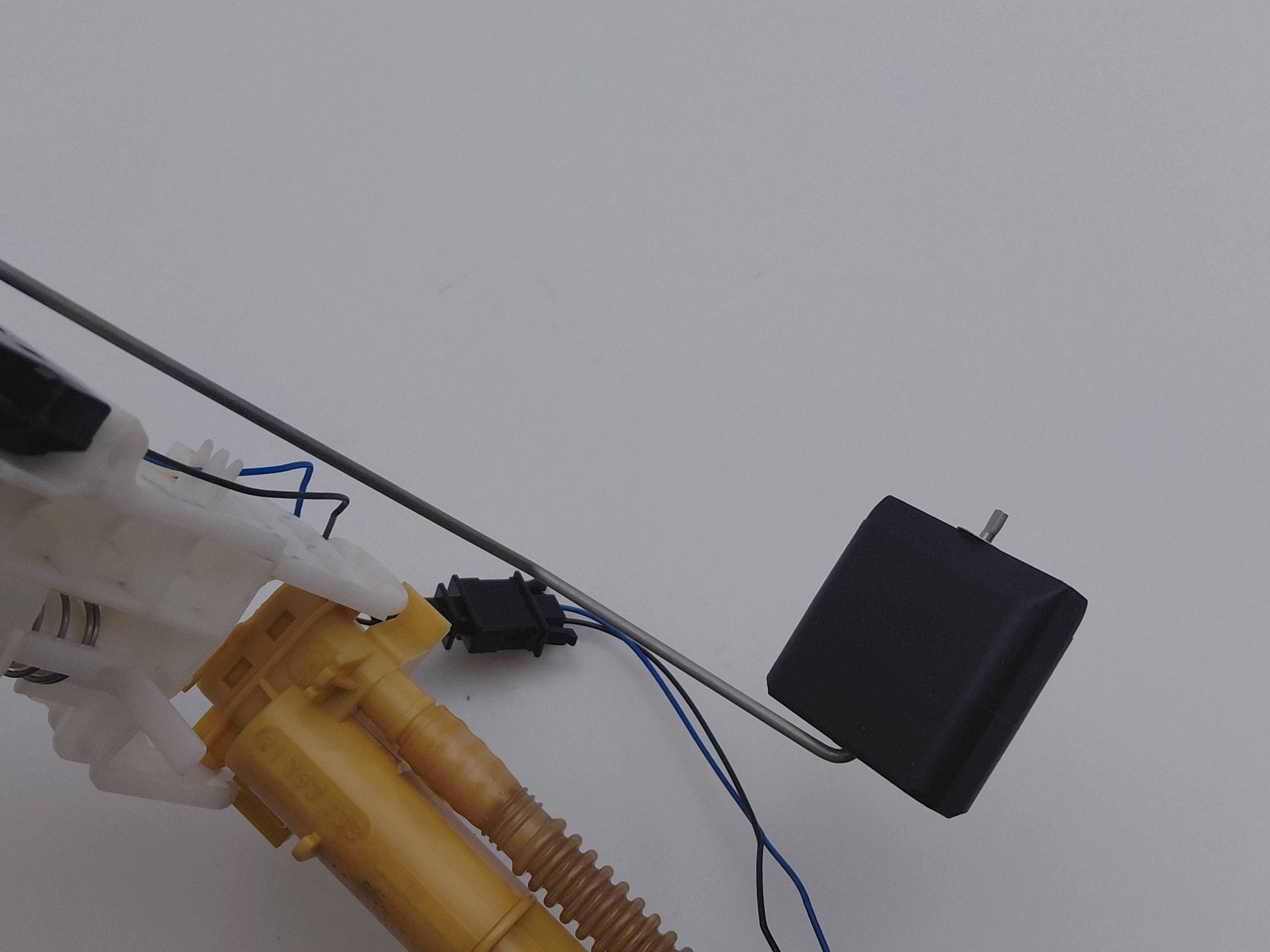 Sensor Nível Combustível Audi A6 C6 3.0 TDI OEM DRC122031 image 5