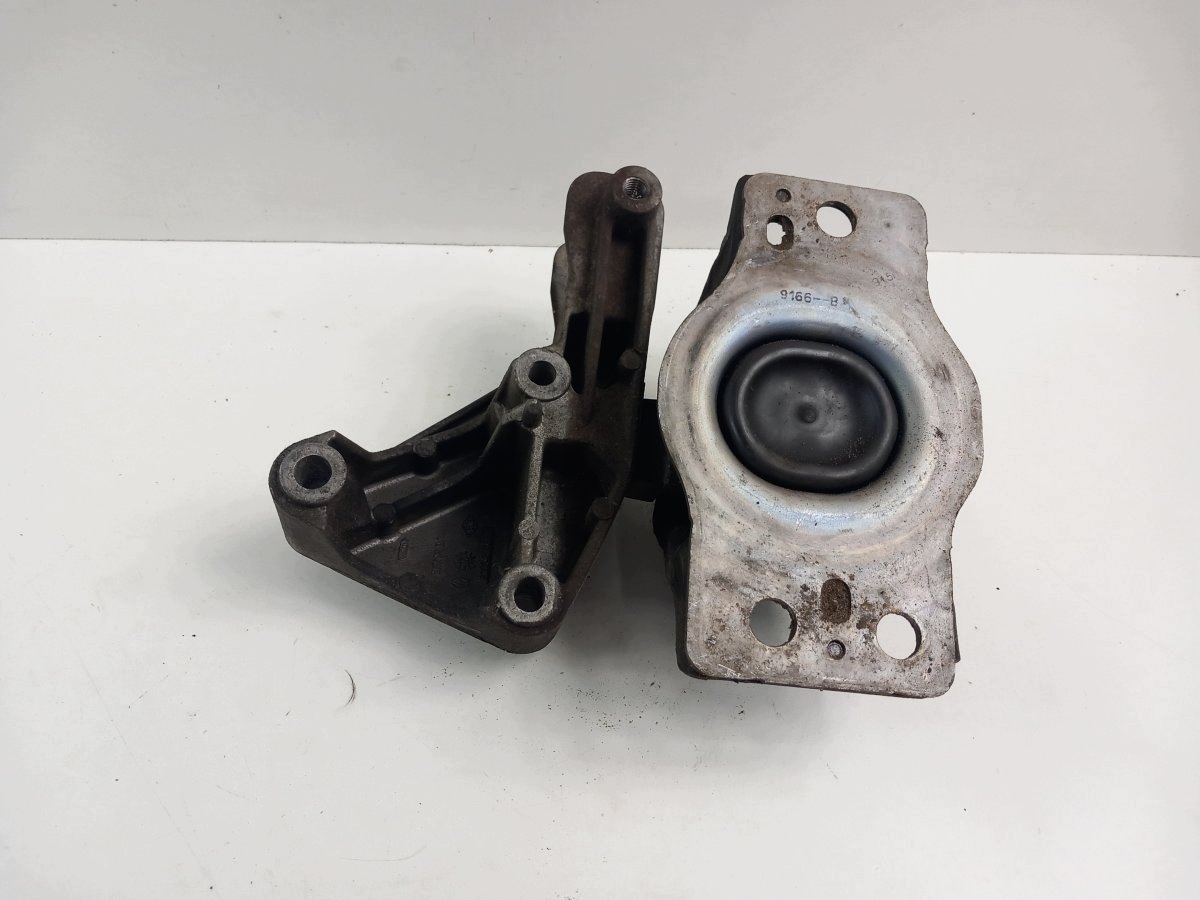 Renault Grand Scenic III Engine Mount Right image 5
