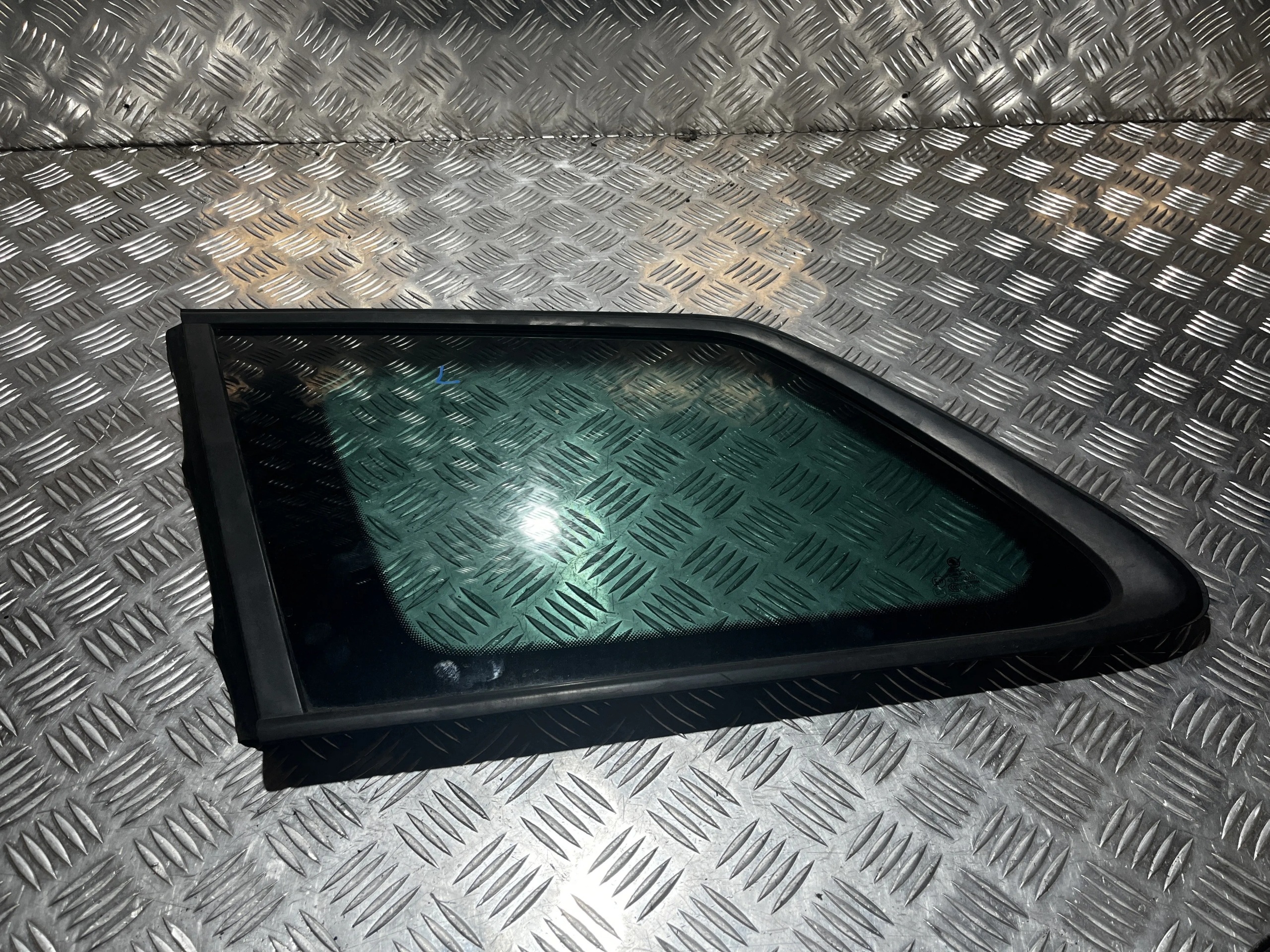 Heckfenster links Skoda Kodiaq I 16- OEM VW33412 image 2