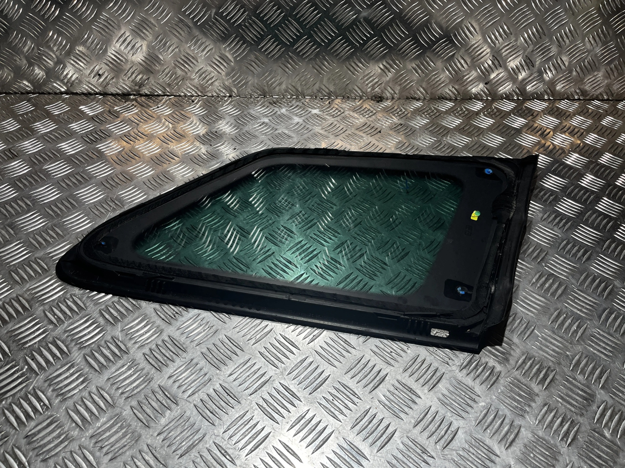 Heckfenster links Skoda Kodiaq I 16- OEM VW33412 image 3