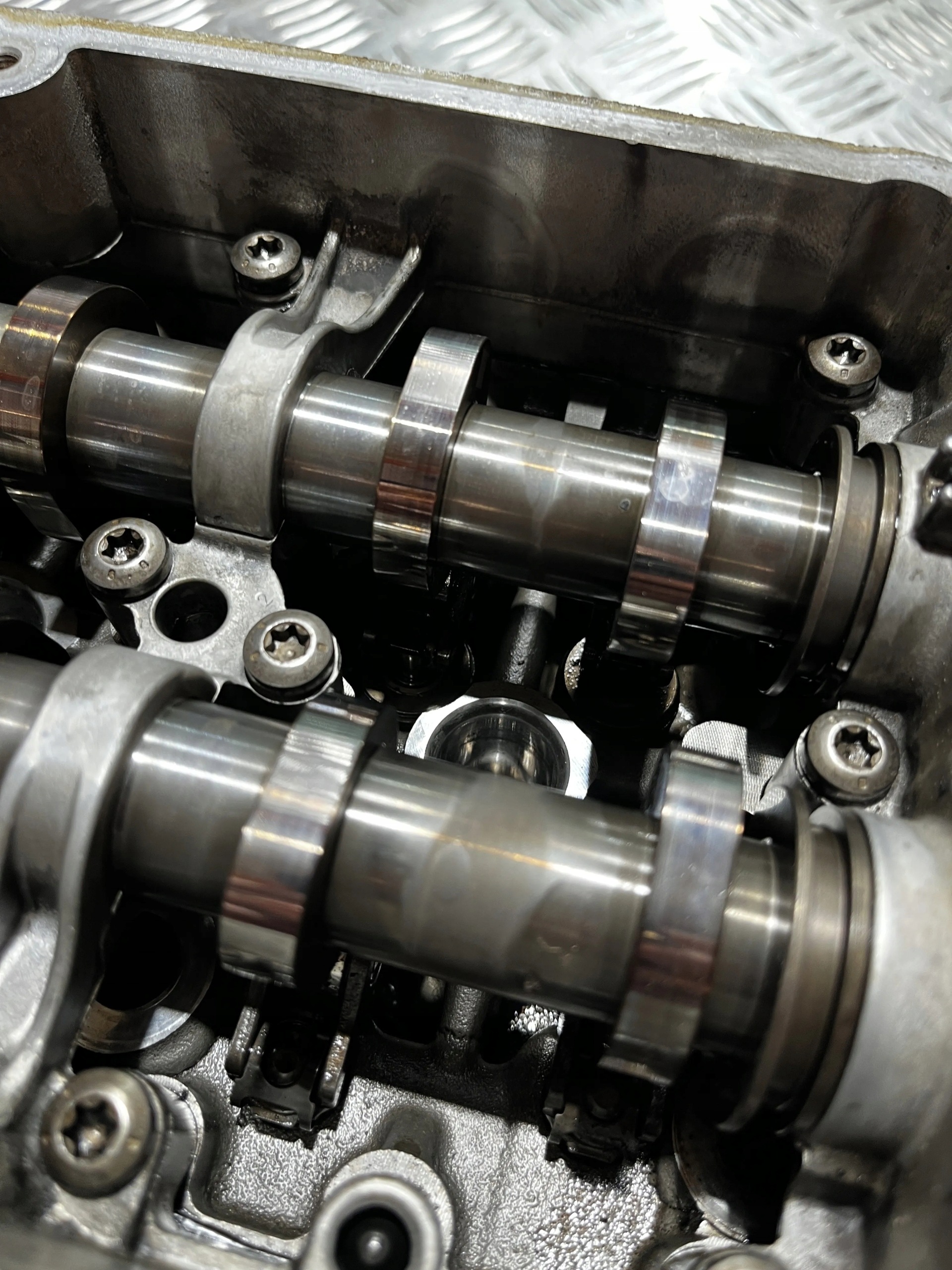 Culata Motor Skoda Karoq 2.0 TDI DFF DFFA 04L103292F image 8