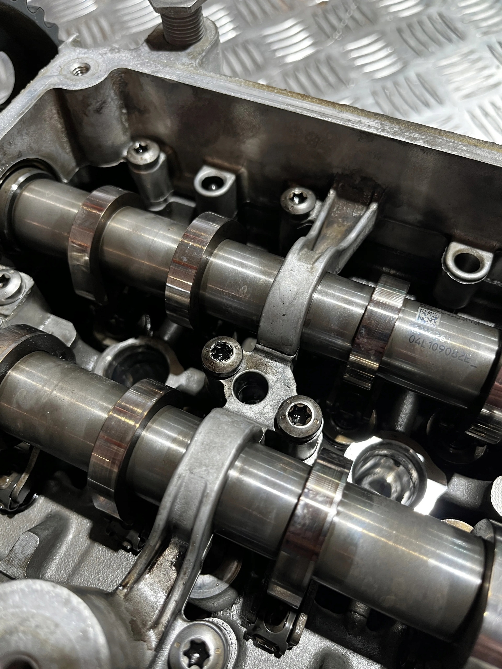 Culata Motor Skoda Karoq 2.0 TDI DFF DFFA 04L103292F image 10