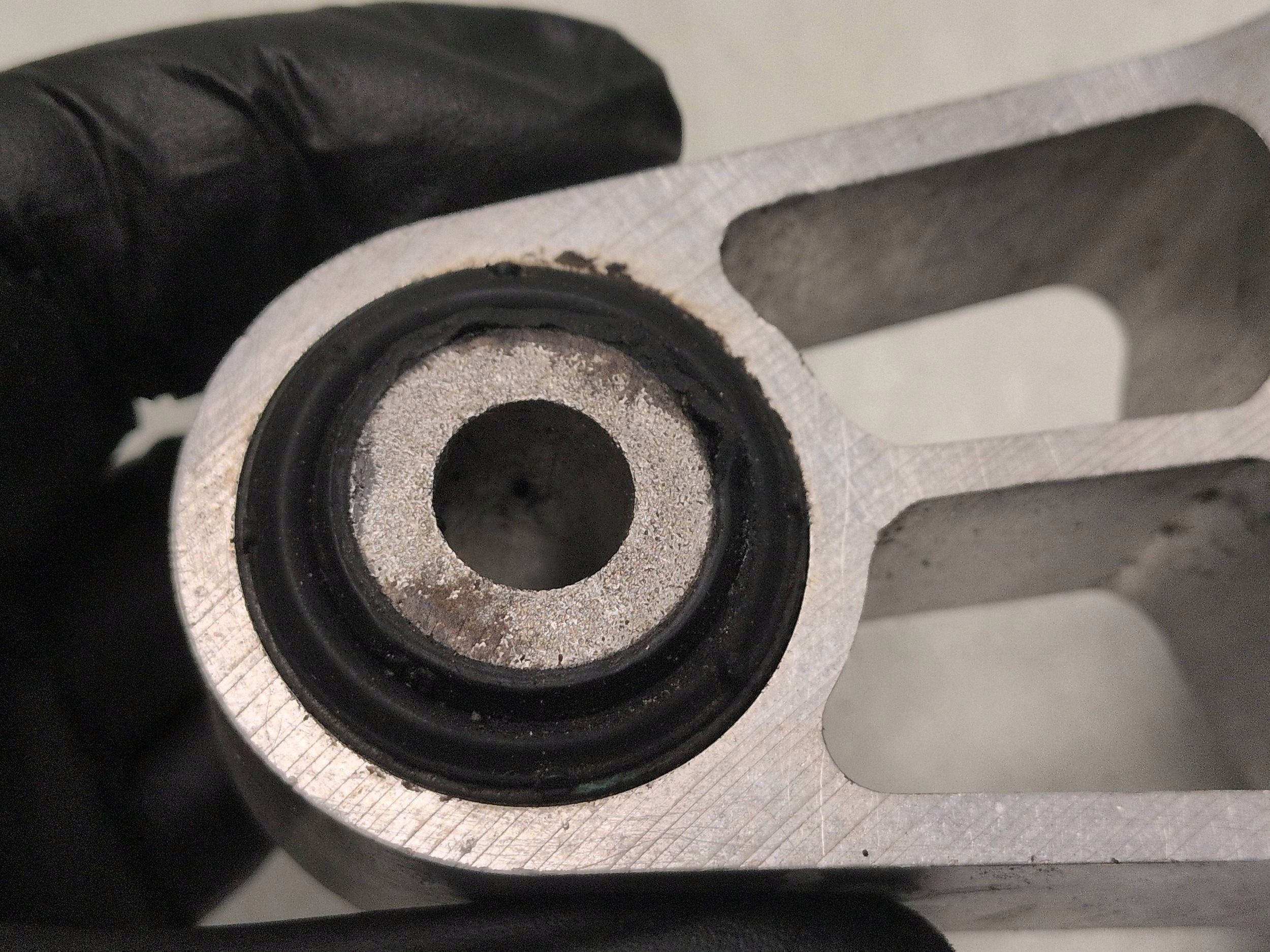 2010 Mini One Cooper Clubman R55 Engine Mount image 5
