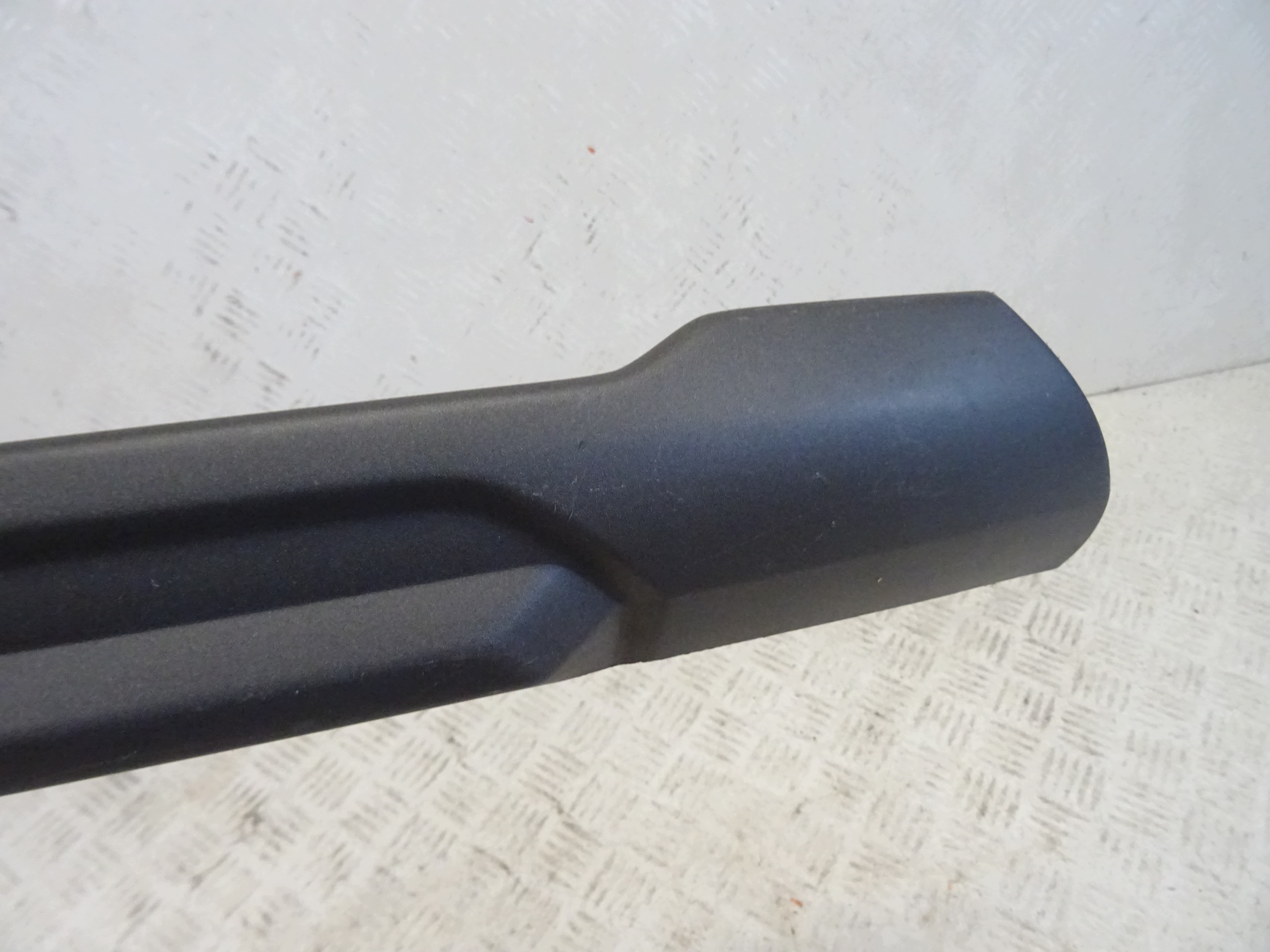 Spoiler Dacia Sandero III Stepway Usado image 3