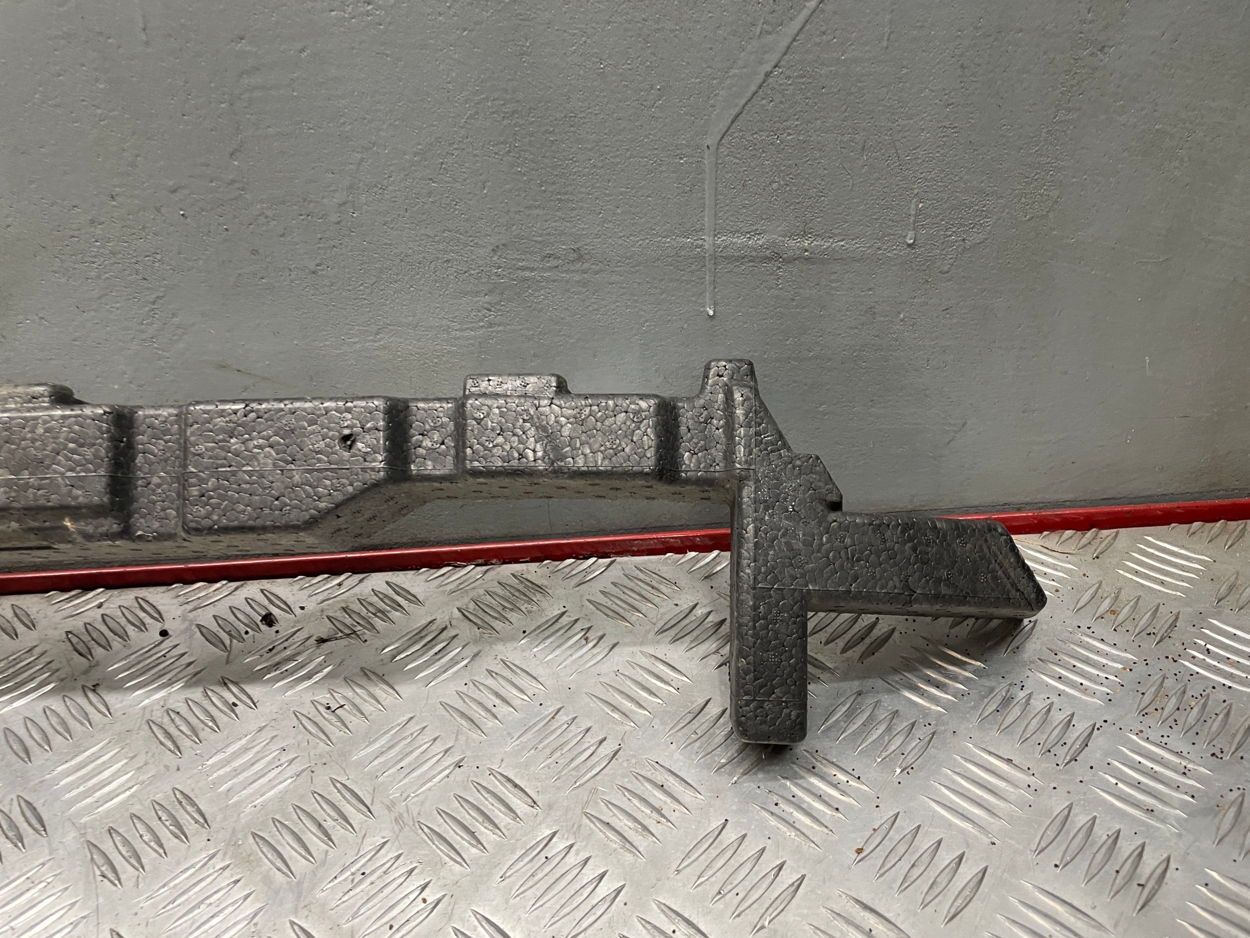 Främre stötfångarabsorbator Audi Q3 RSQ3 83A807550 image 3