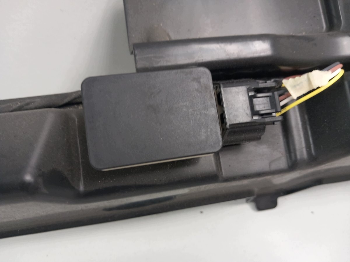 Renault Grand Scenic III bumper clip achter image 7