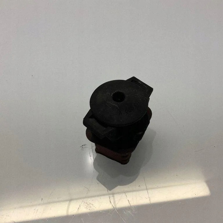 Soporte motor Mercedes-Benz E W212 A0009912595 2.5L diésel 2009 image 2
