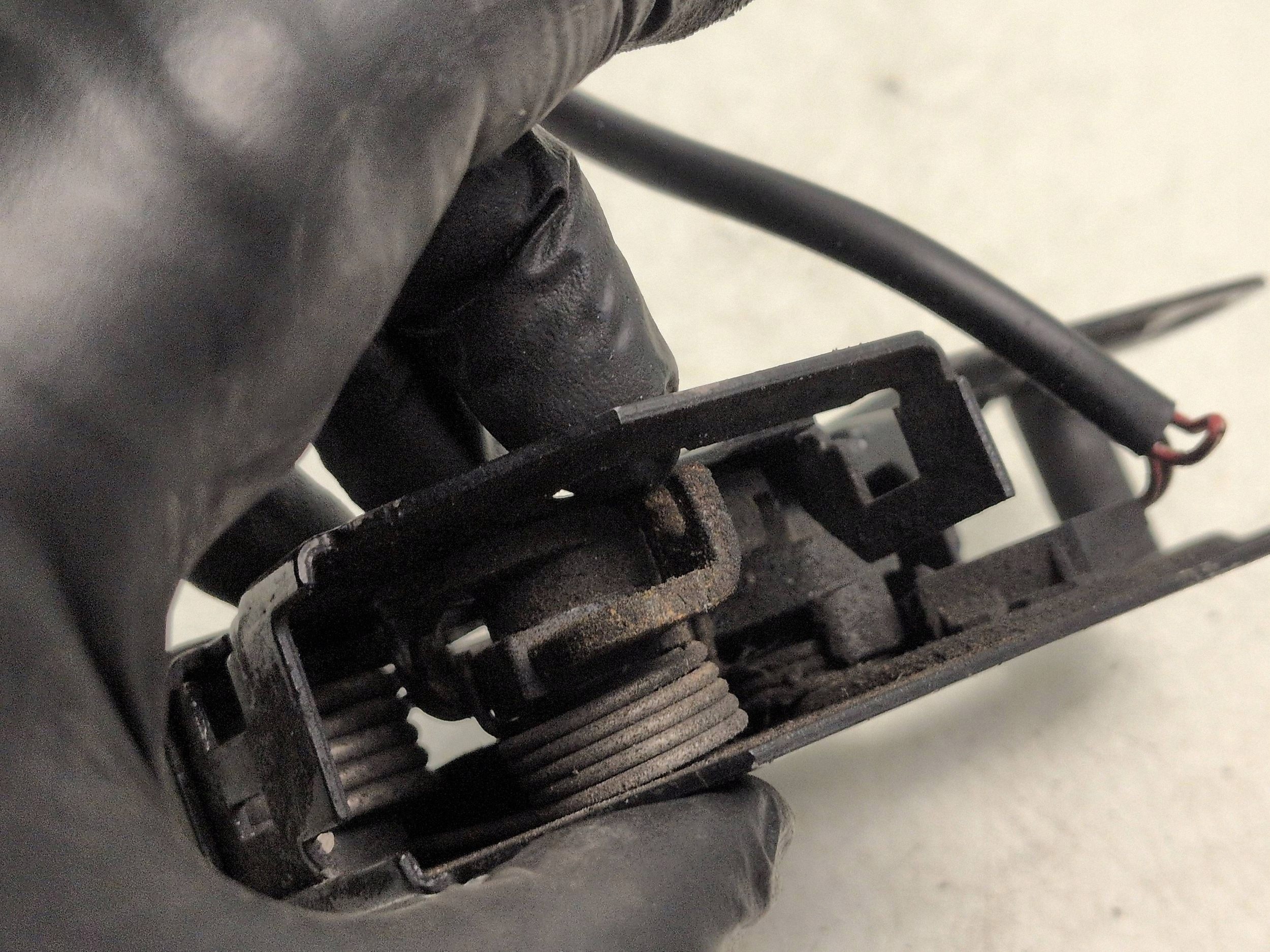 VW Phaeton Verrou de capot avant OEM 3D0823509D image 6