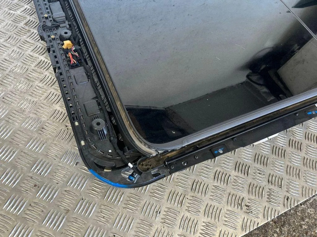 Sunroof Audi Q5 FY 80A877041P 3.0L 260kW 2023