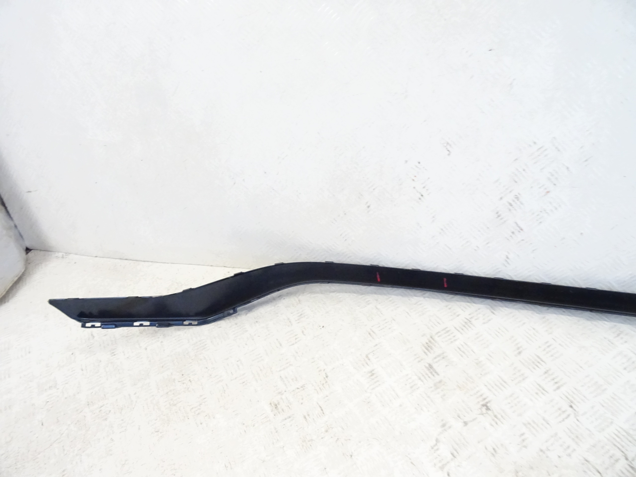 Friso Para-choques Mercedes EQA A2438852603 image 6