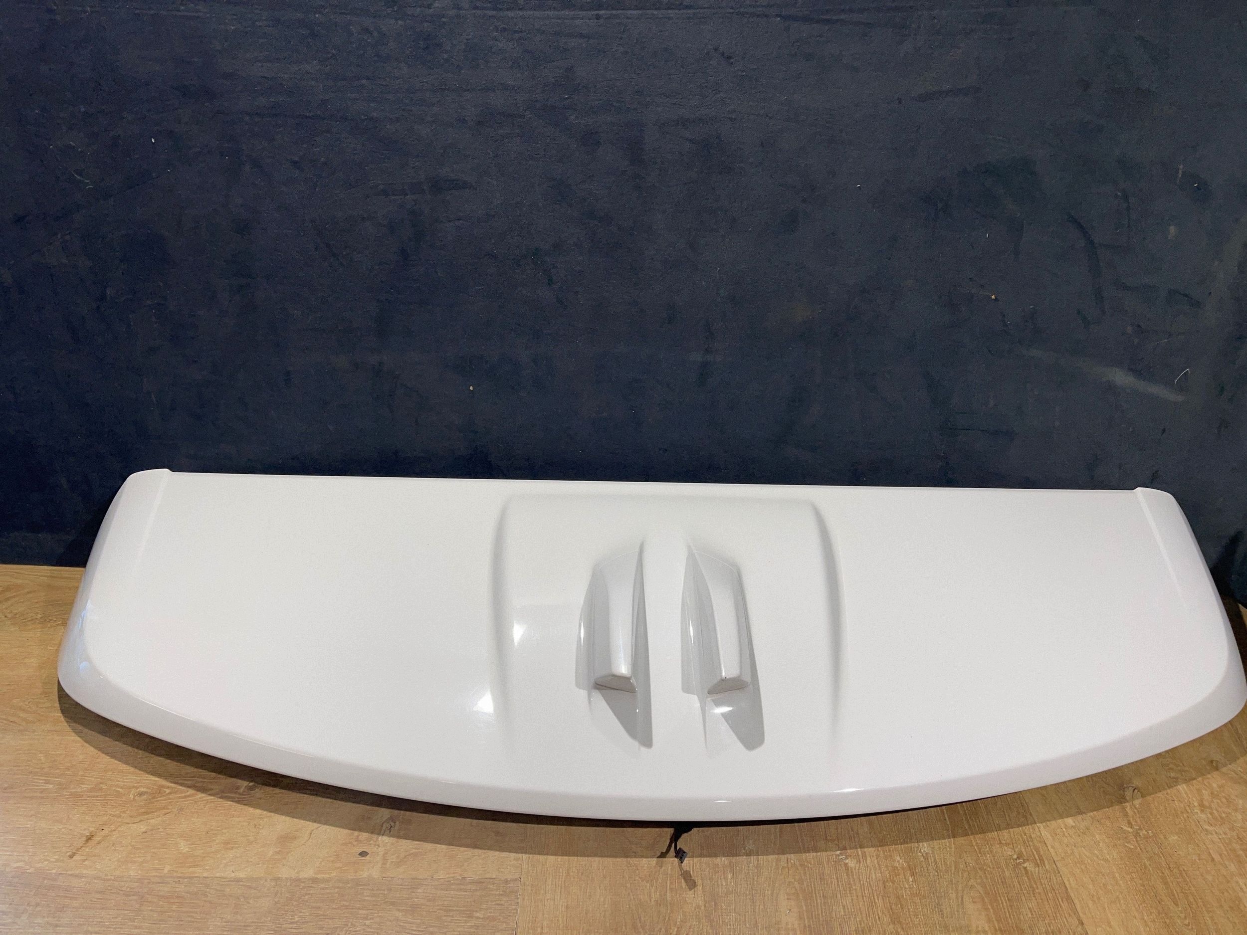 Spoiler de hayon EVOQUE L538 FUJI WHITE GJ3214B562 image 2