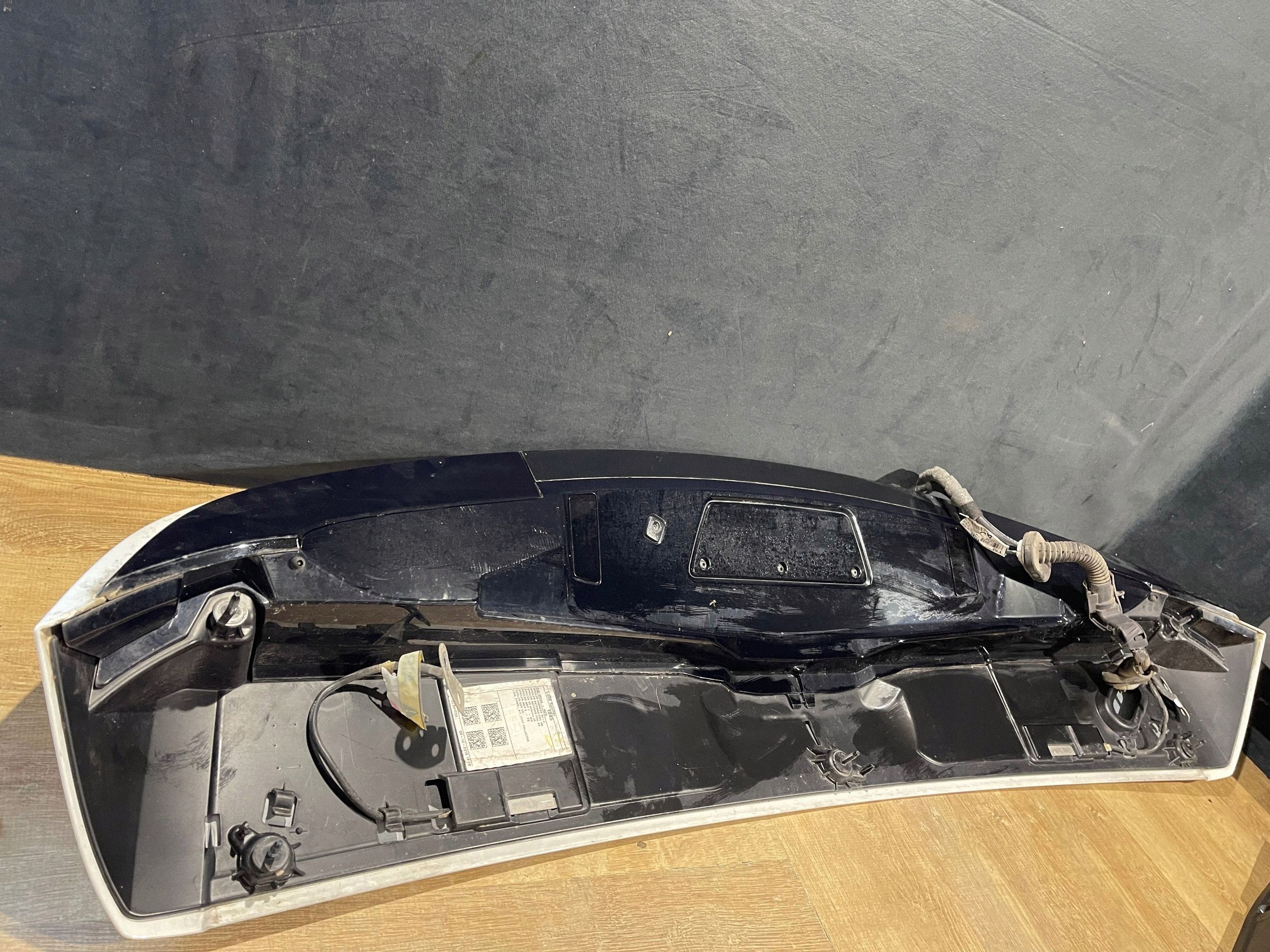 Spoiler de hayon EVOQUE L538 FUJI WHITE GJ3214B562 image 5