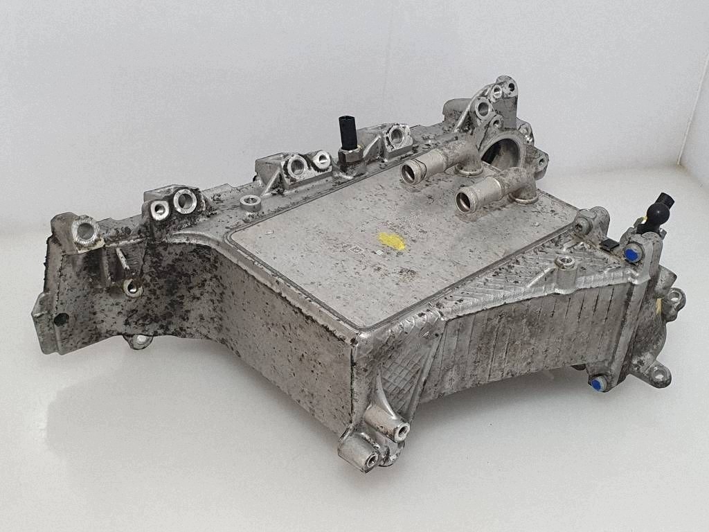Collecteur d'admission VW Passat B8 2019 image 9