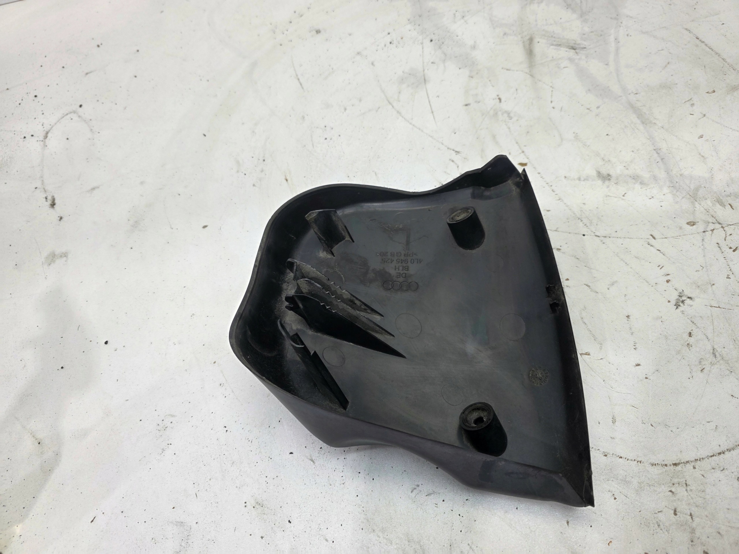 Bakre vänster lampa Audi Q7 4L 4L0945425 image 4