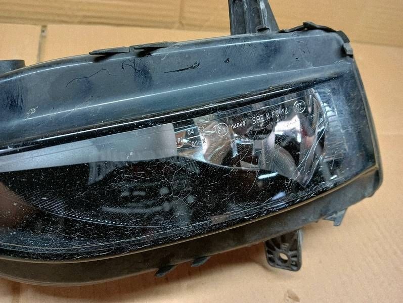 VW Golf VII lift vasen etuvalo 5G0941661F
