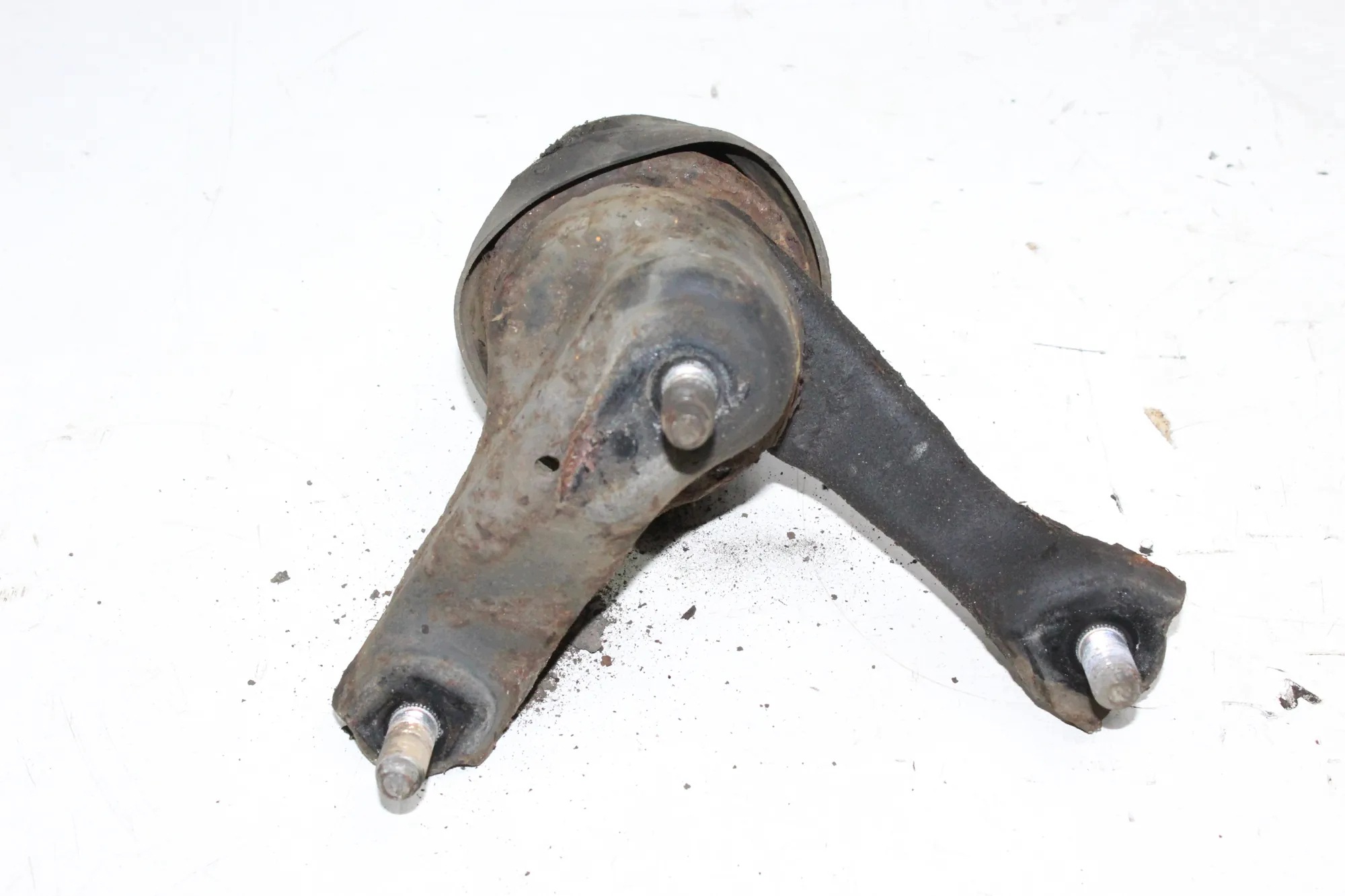 Engine Mount Left Lexus RX 3.3 Hybrid OEM 1237220060 image 4