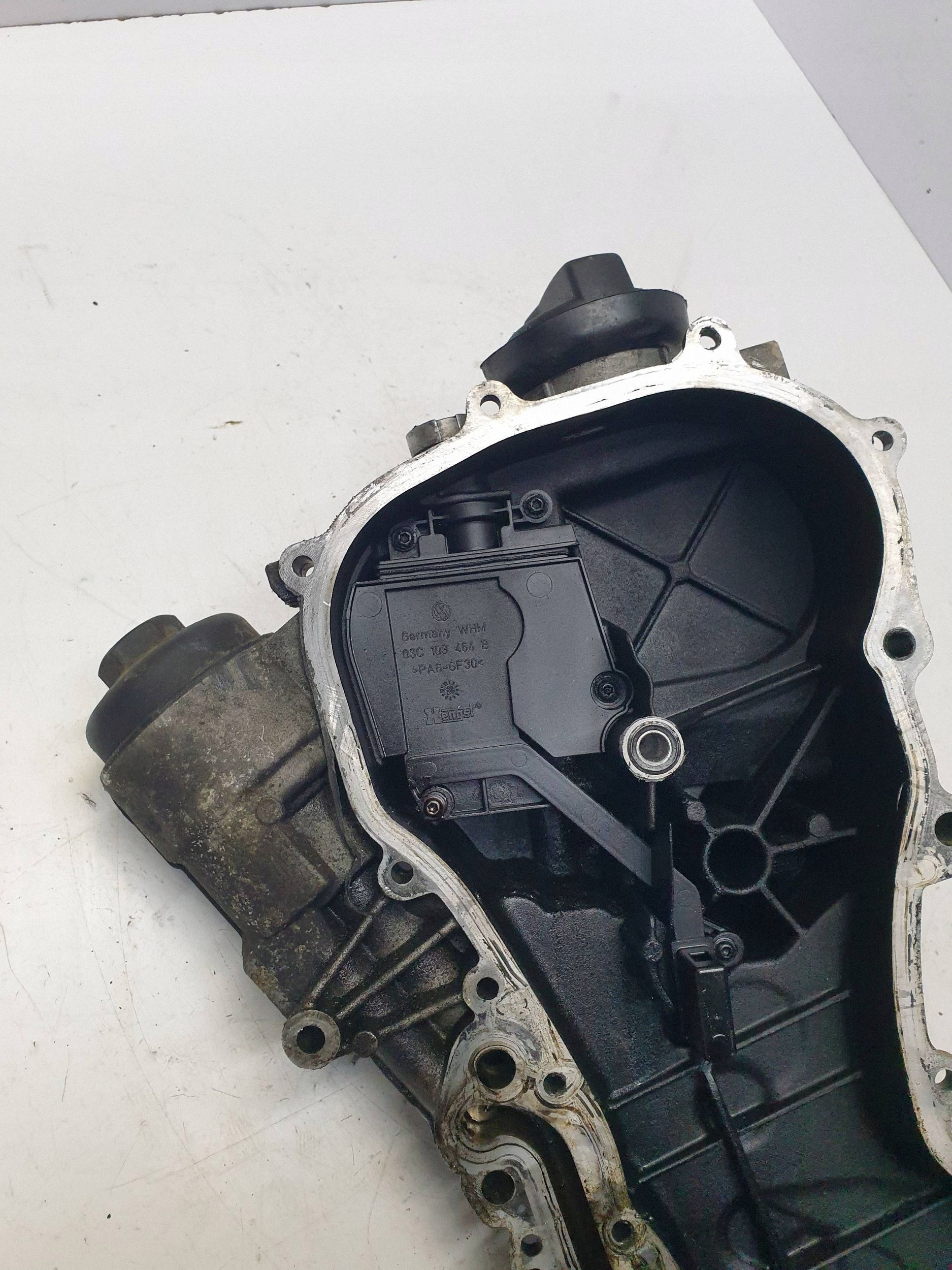 Carter de distribution Audi A3 8P 1.4 TSI 03C109211 image 7