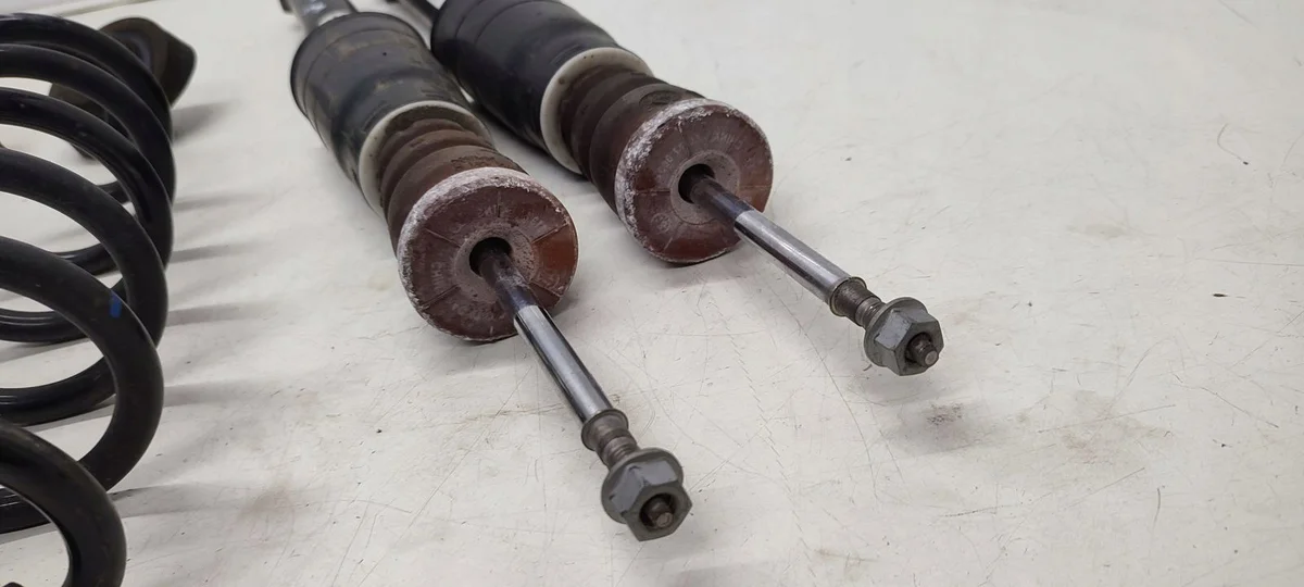 Suspension complète Audi A4 B9 sedan 8W0511115 image 5