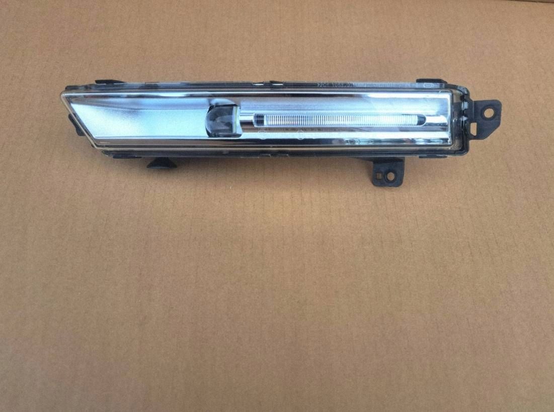 Jaguar F-PACE 15- Vänster LED DRL Original 1058001L image 2