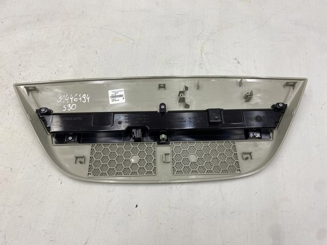 3ème feu stop Volvo S90 OEM 31446494 image 4