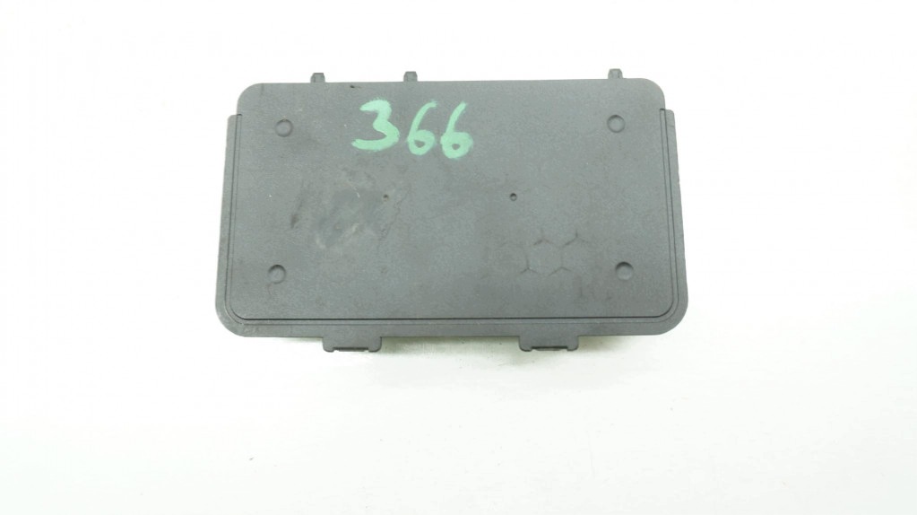 VW Golf VIII Induktionsladegerät M-34172-5NA980611A image 2