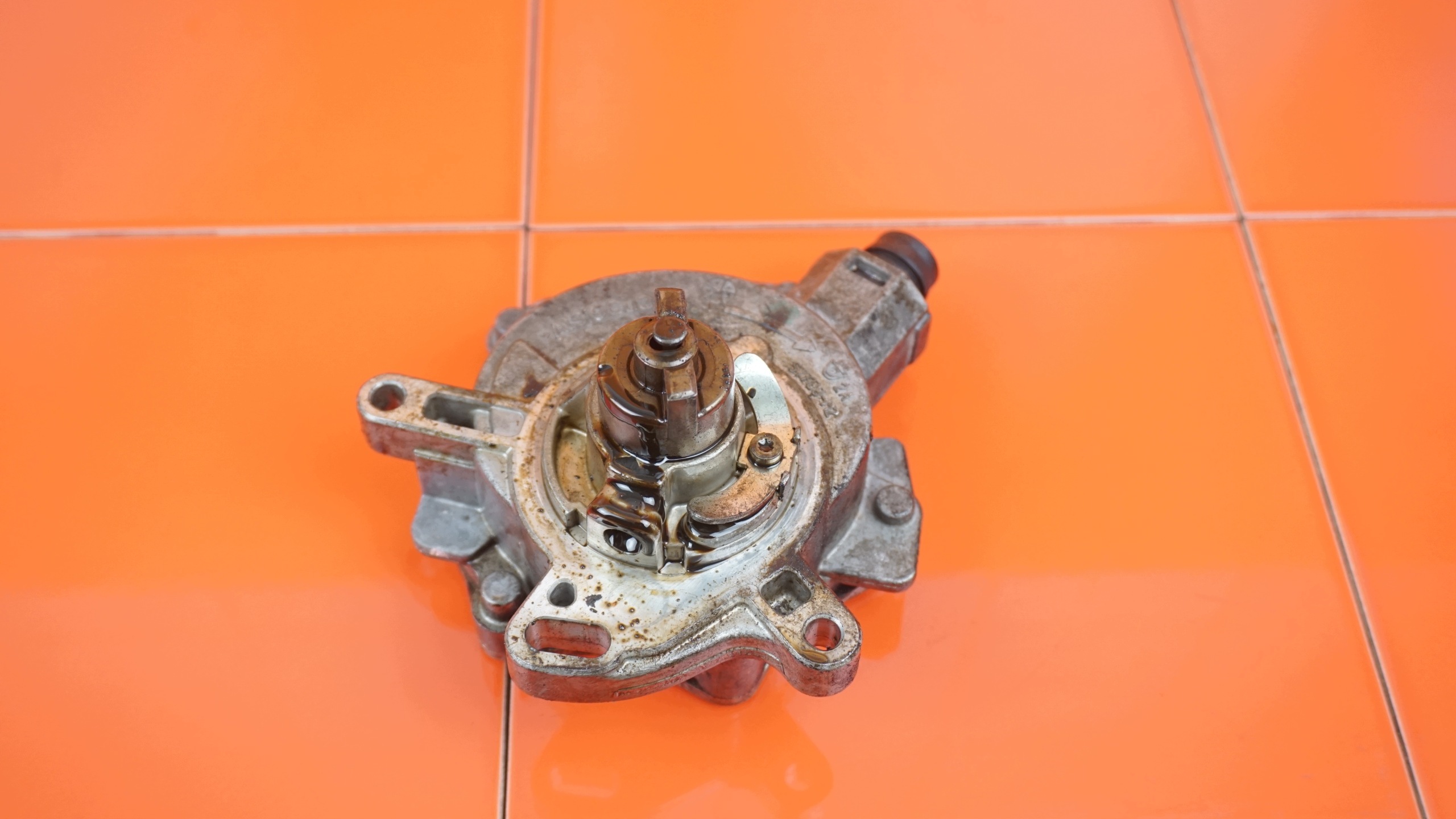 Pompe à vide S-MAX GALAXY 1.6 ECOBOOST BM5G-2A451-FB image 3