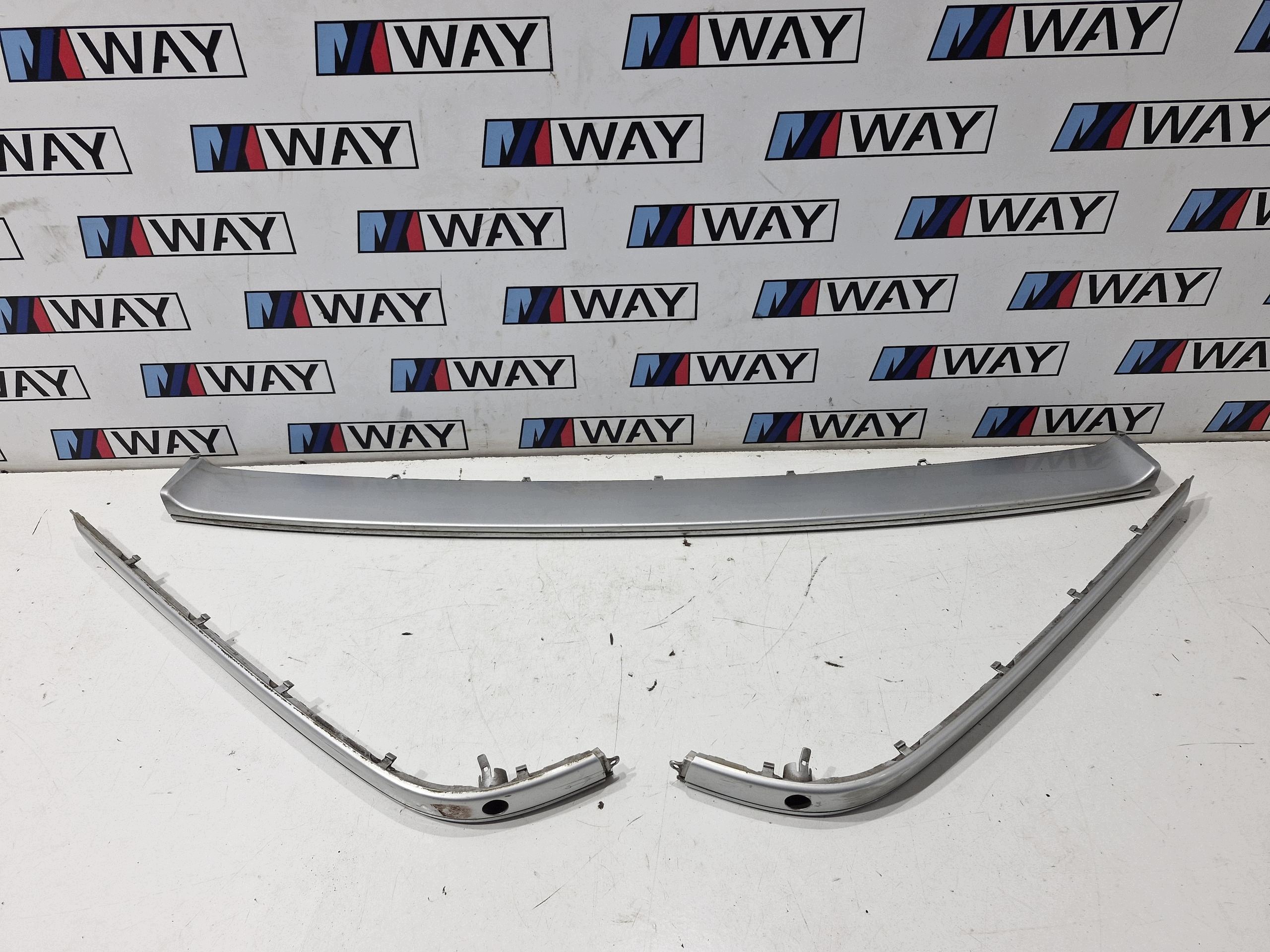 BMW E39 Kombi Chroom Sierlijsten Achterbumper image 2