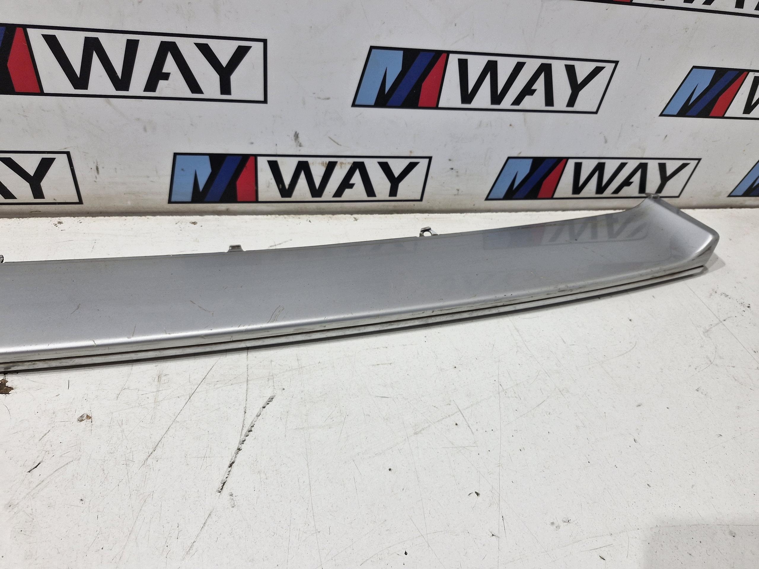 BMW E39 Kombi Chroom Sierlijsten Achterbumper image 3