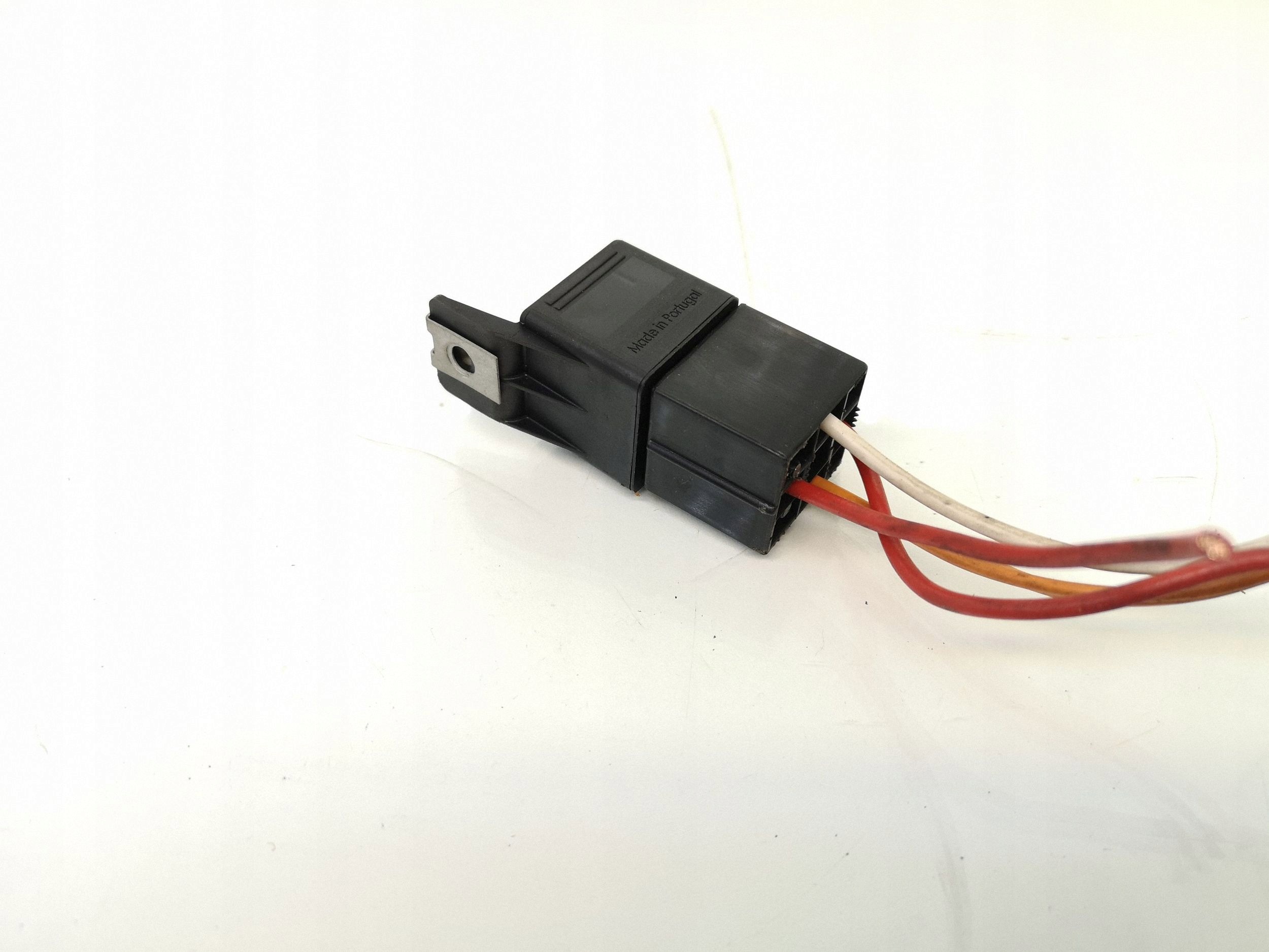 Relè Anteriore Toyota Auris 150 V23234A1001X036