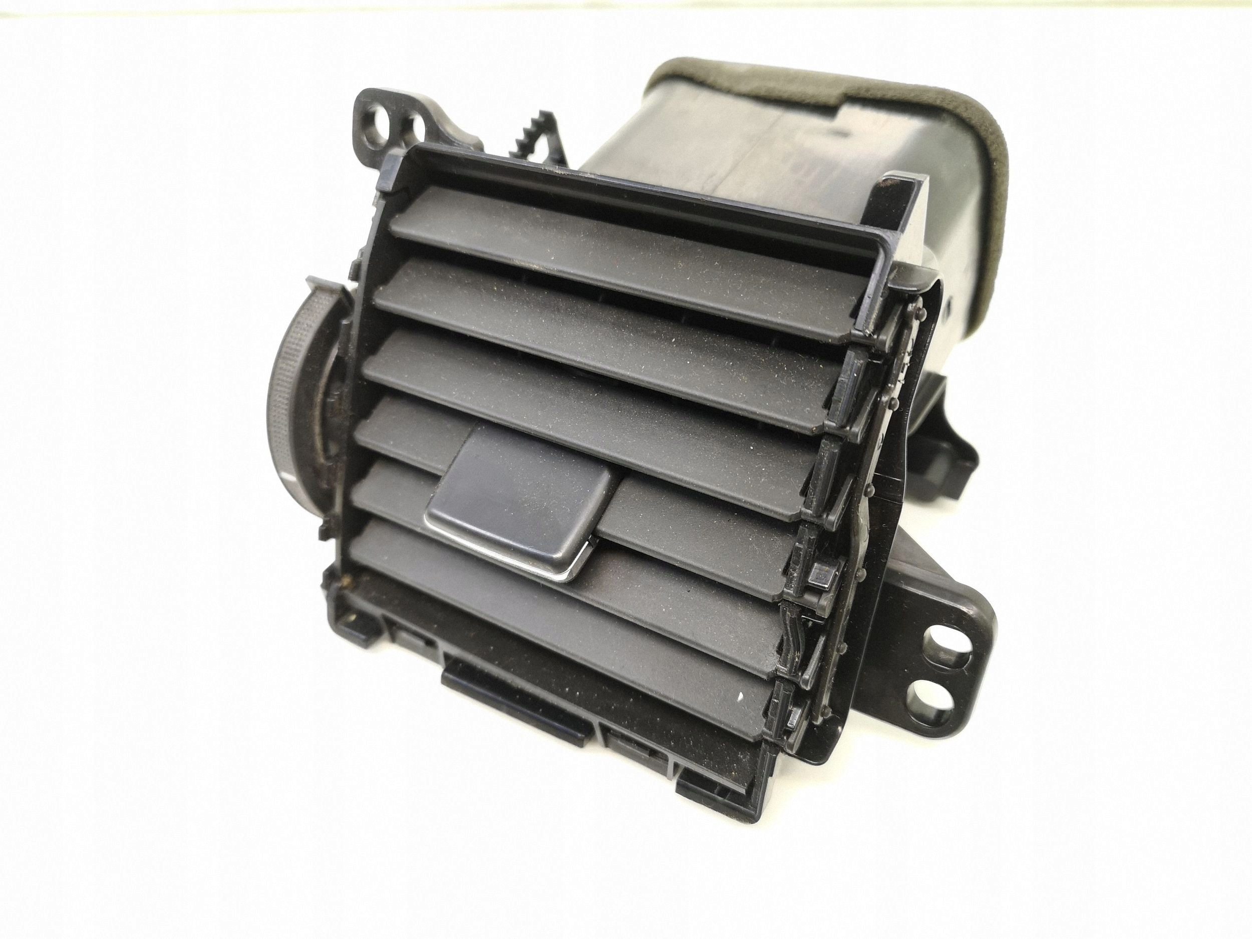 Grade de Ventilação Lateral Toyota Auris 2008 1556422360 image 2