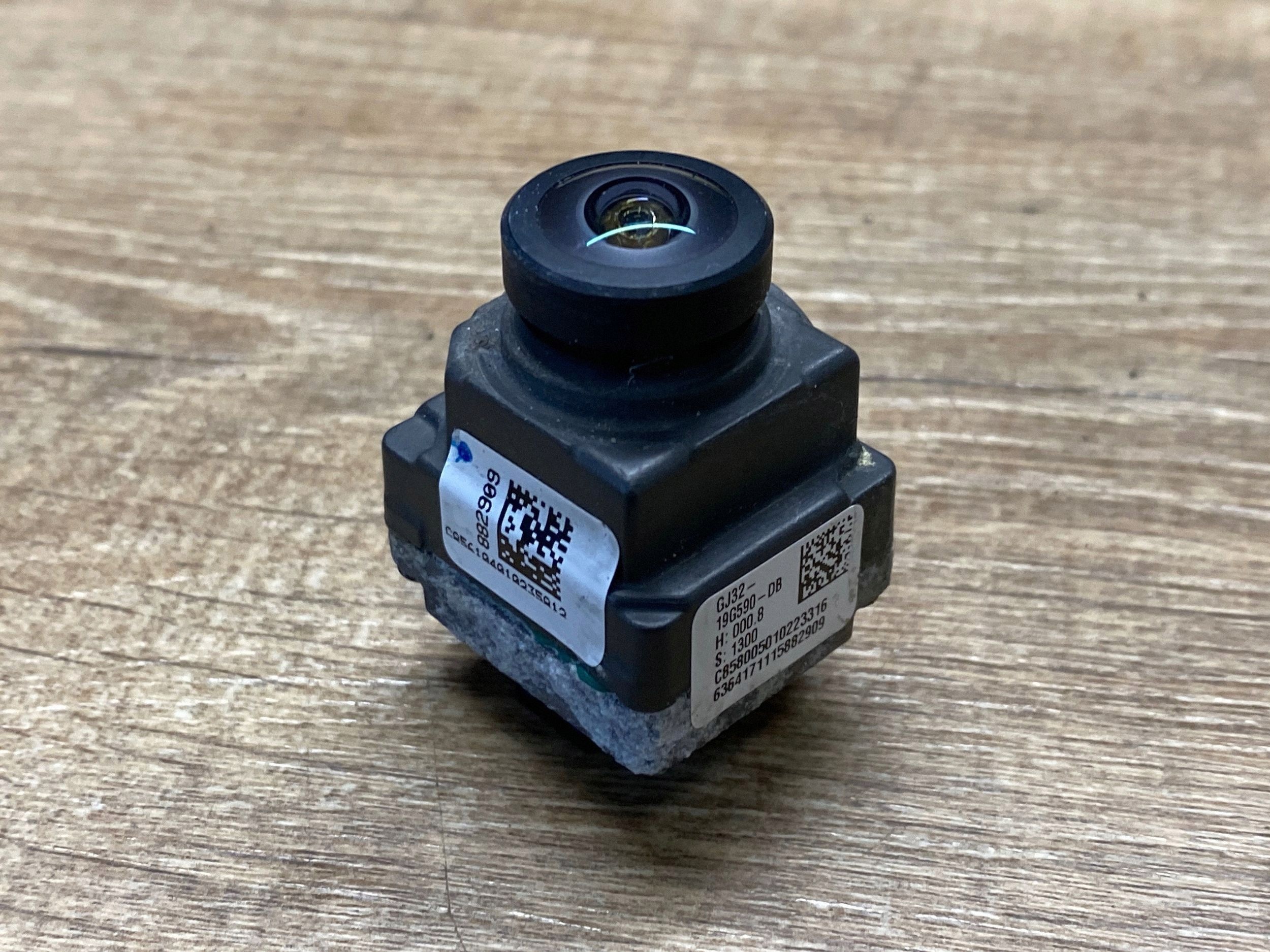 Cámara de reversa Land Rover Evoque I 2016 OEM GJ3219G590DB image 2
