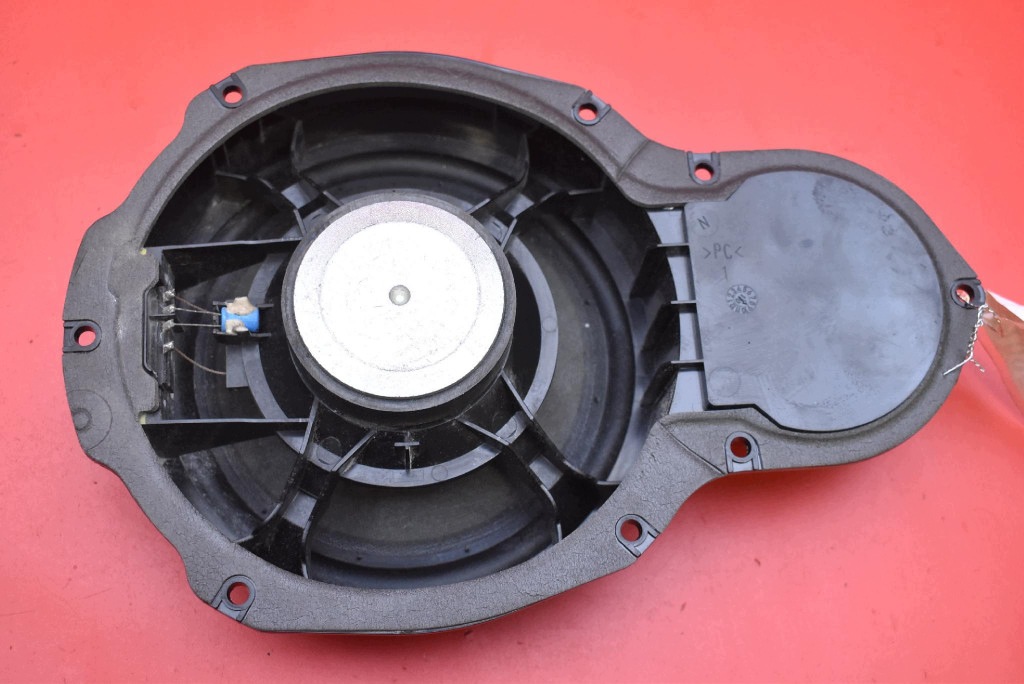 Vasemman etukaiuttimen VW Passat CC 08-12, OEM 3C8035454