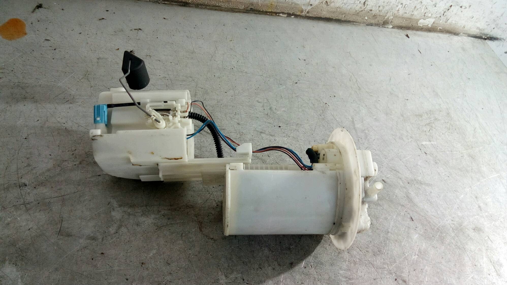 Bomba de Combustível Toyota Auris I 1.6 77020-02200