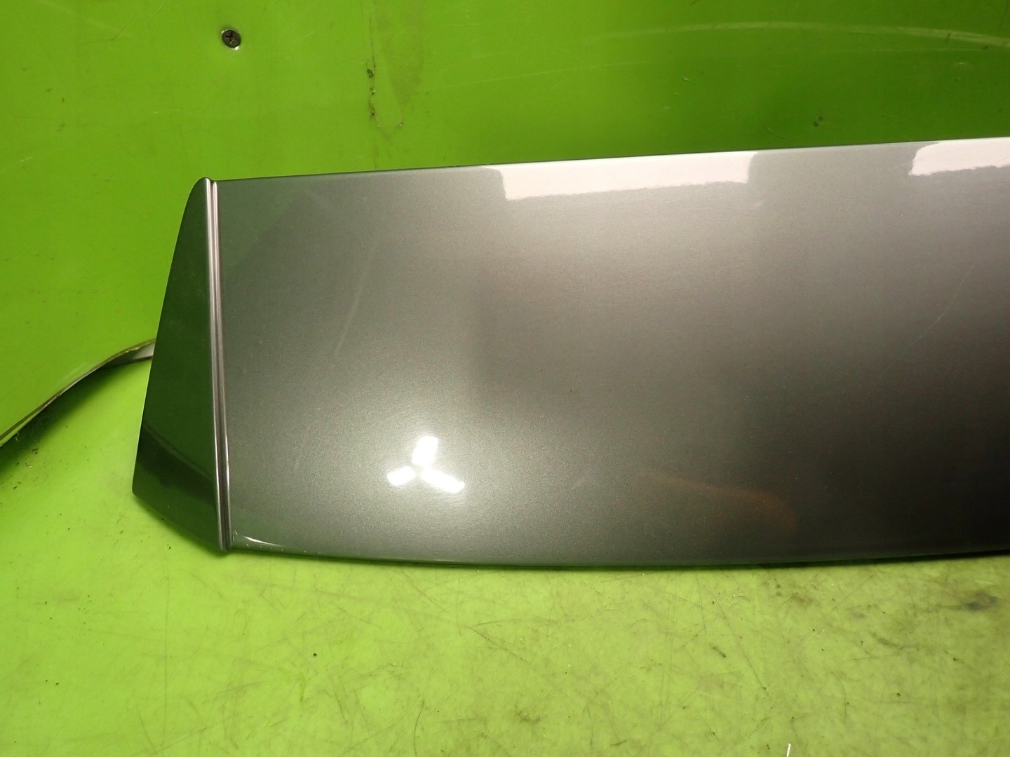 Spoiler BMW 5 E60 E61 2006 OEM 7061467 image 3