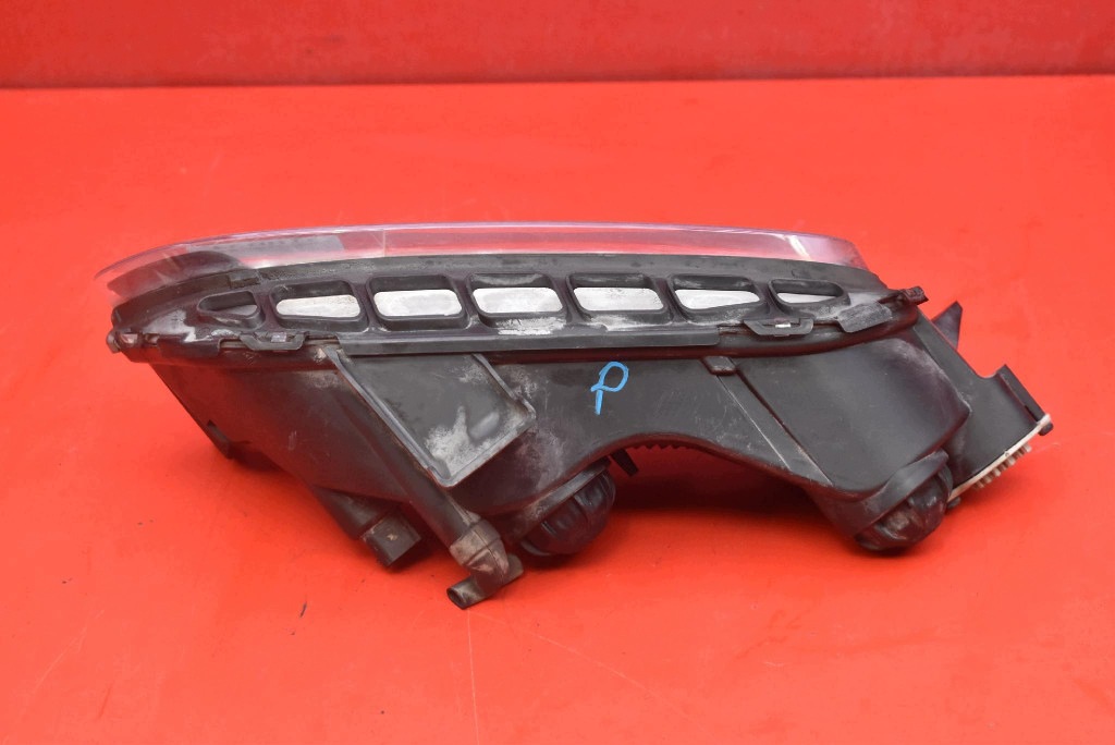 Porsche Panamera 970 Front Right Halogen Headlight image 3