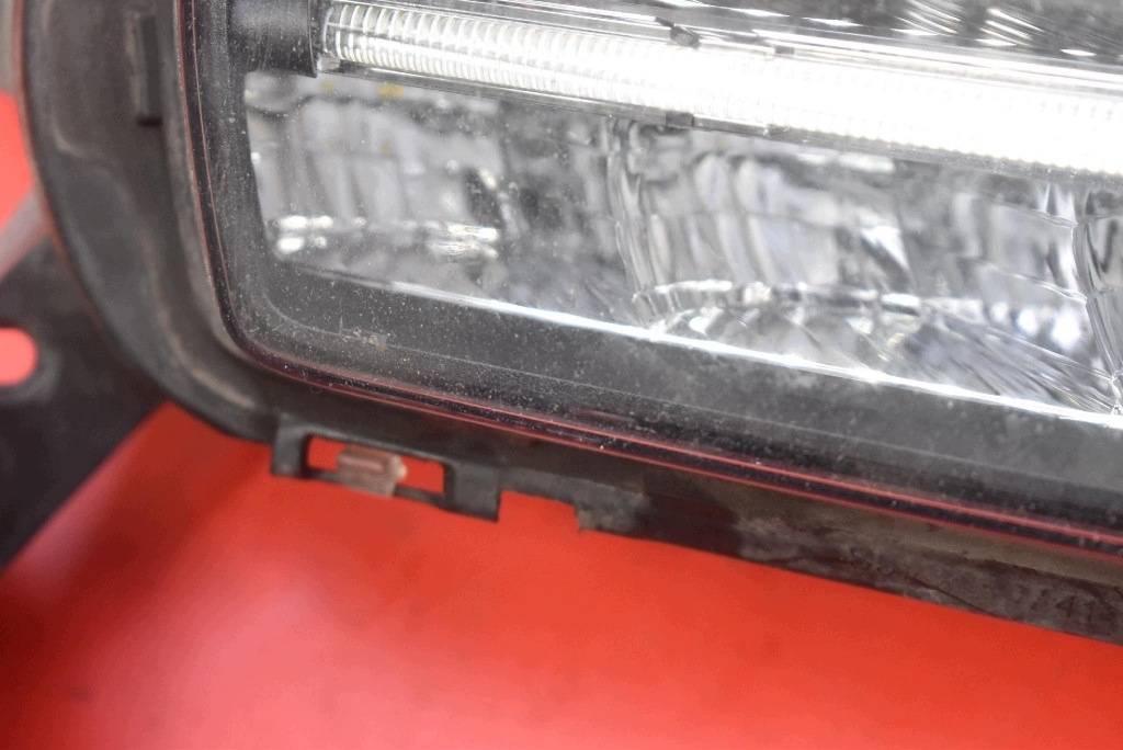 Porsche Panamera 970 Front Right Halogen Headlight image 9