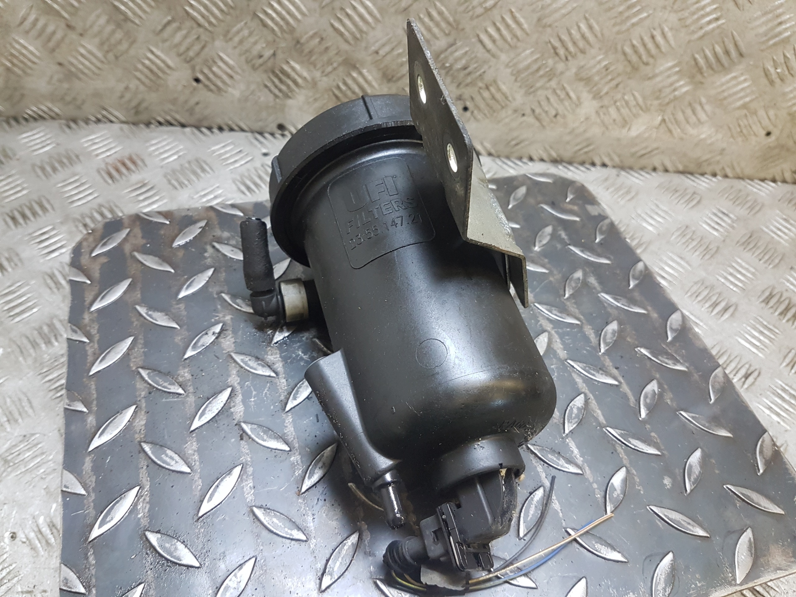 Kraftstofffiltergehäuse Fiat Ducato 3 2.2 D OEM 235514721 image 2