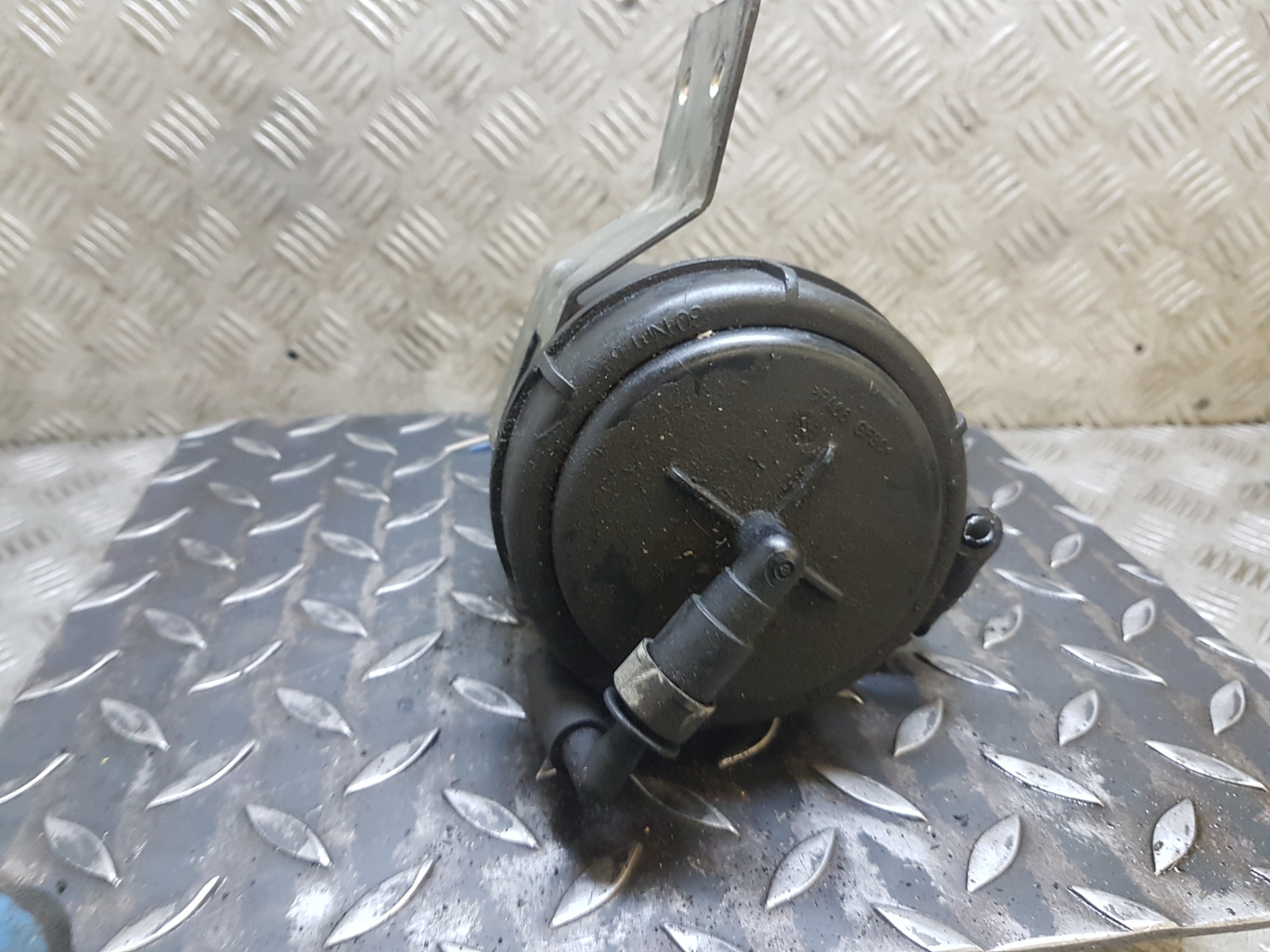 Kraftstofffiltergehäuse Fiat Ducato 3 2.2 D OEM 235514721 image 5