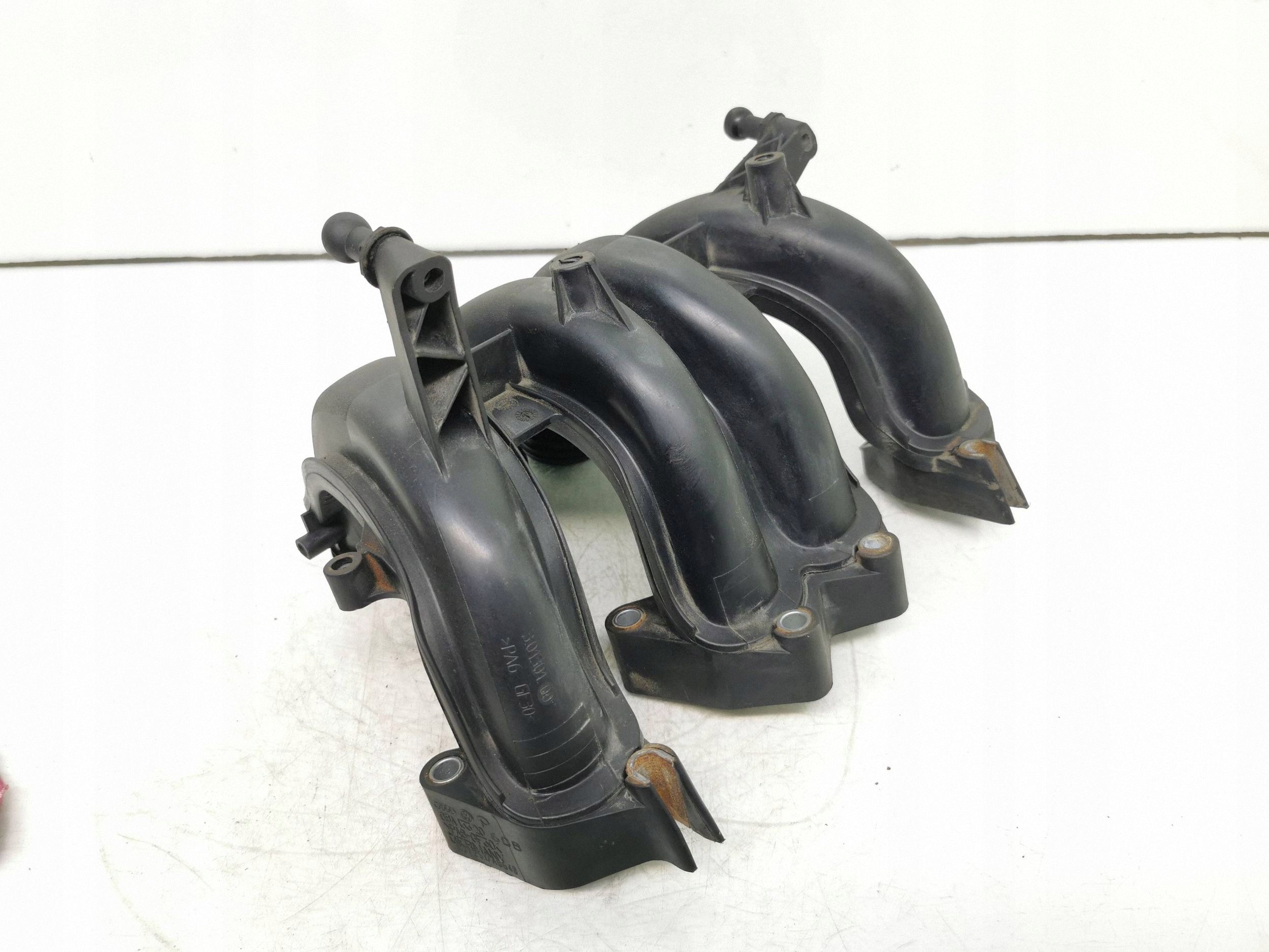 Collecteur d'admission VW Jetta V 2006 image 2
