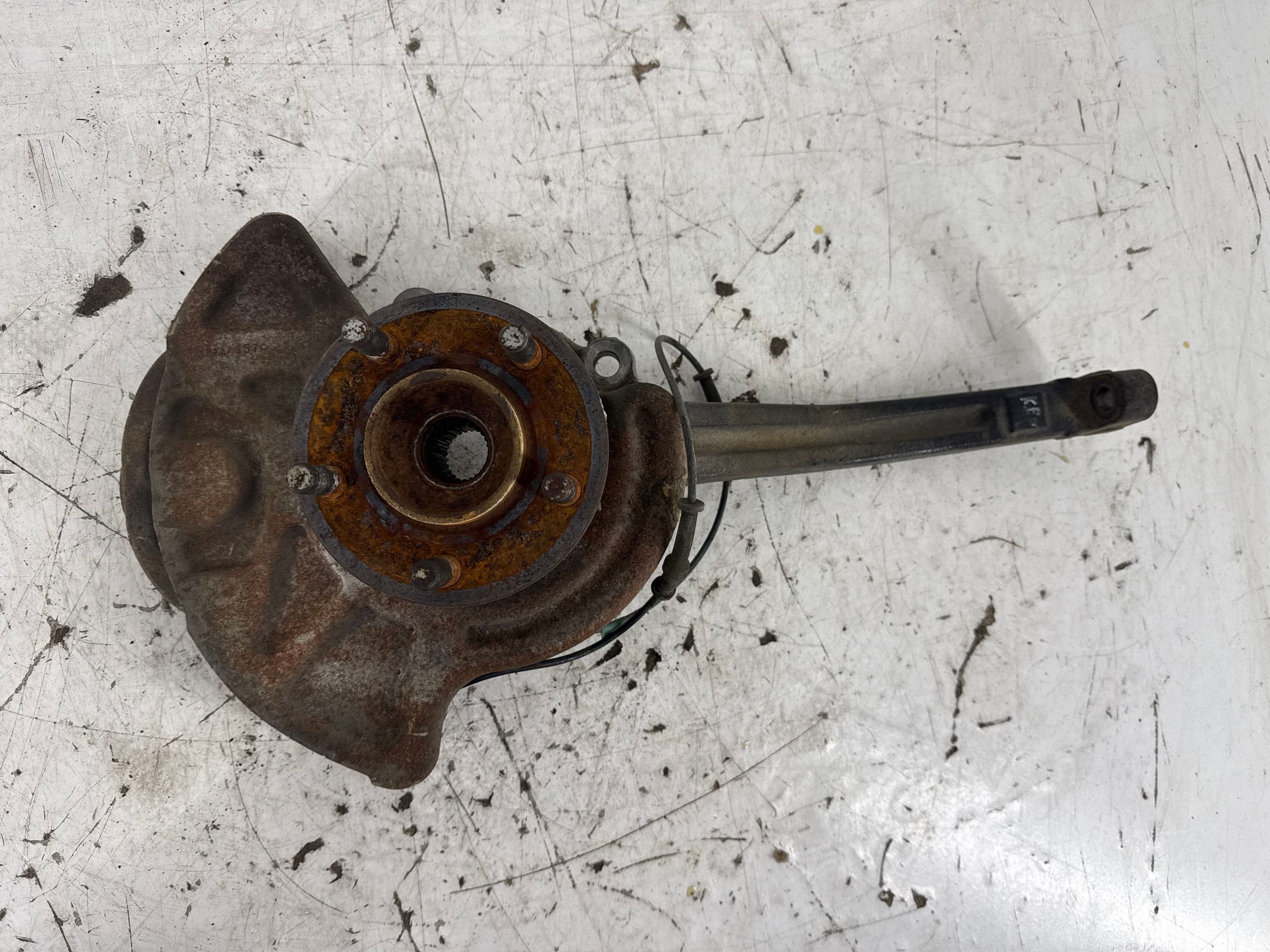 Cubo Roda Dianteira Esquerda Dodge Charger 04895713AD image 2