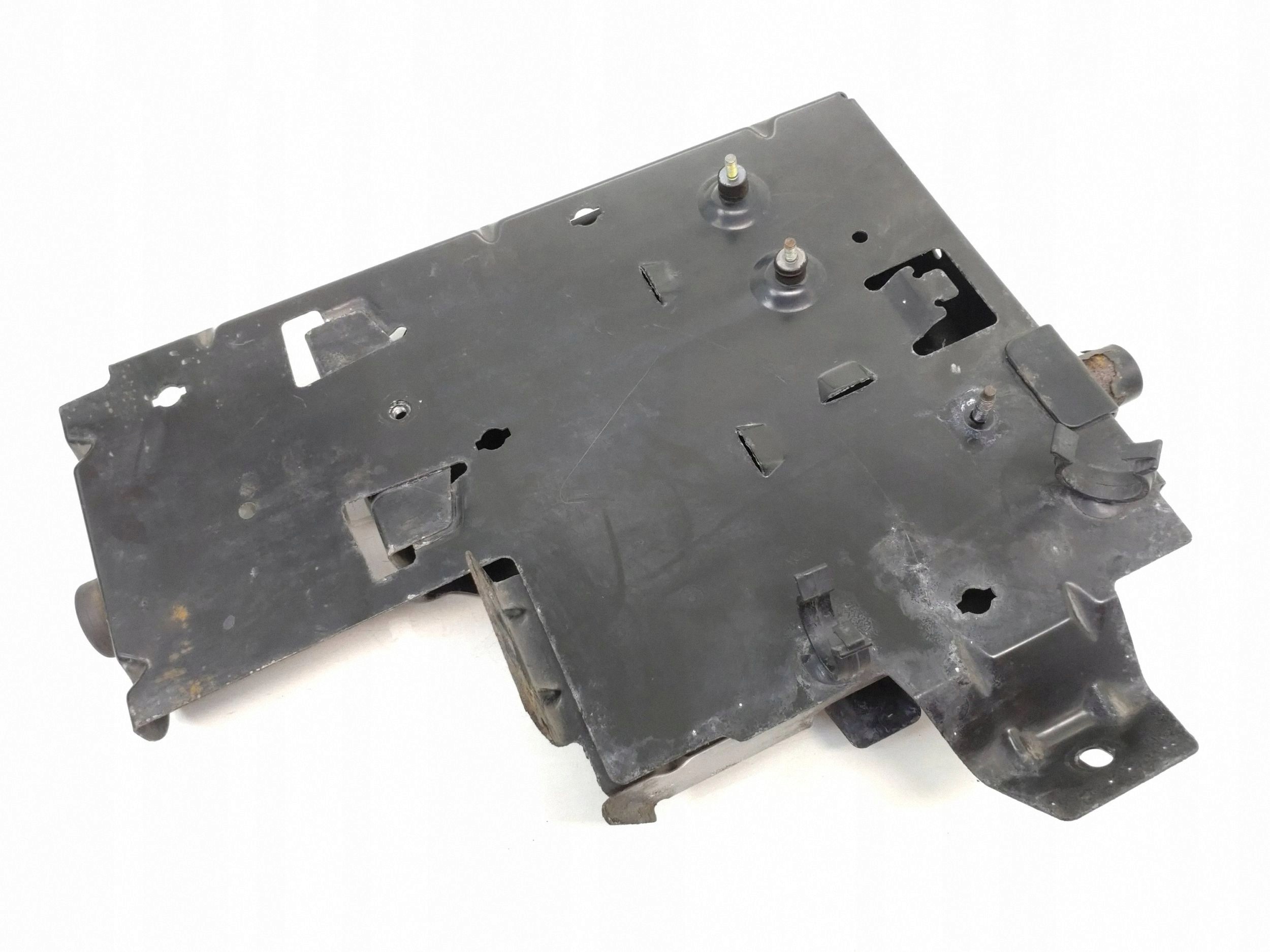 Support calculateur Opel Vivaro 2005 8200280362b image 2