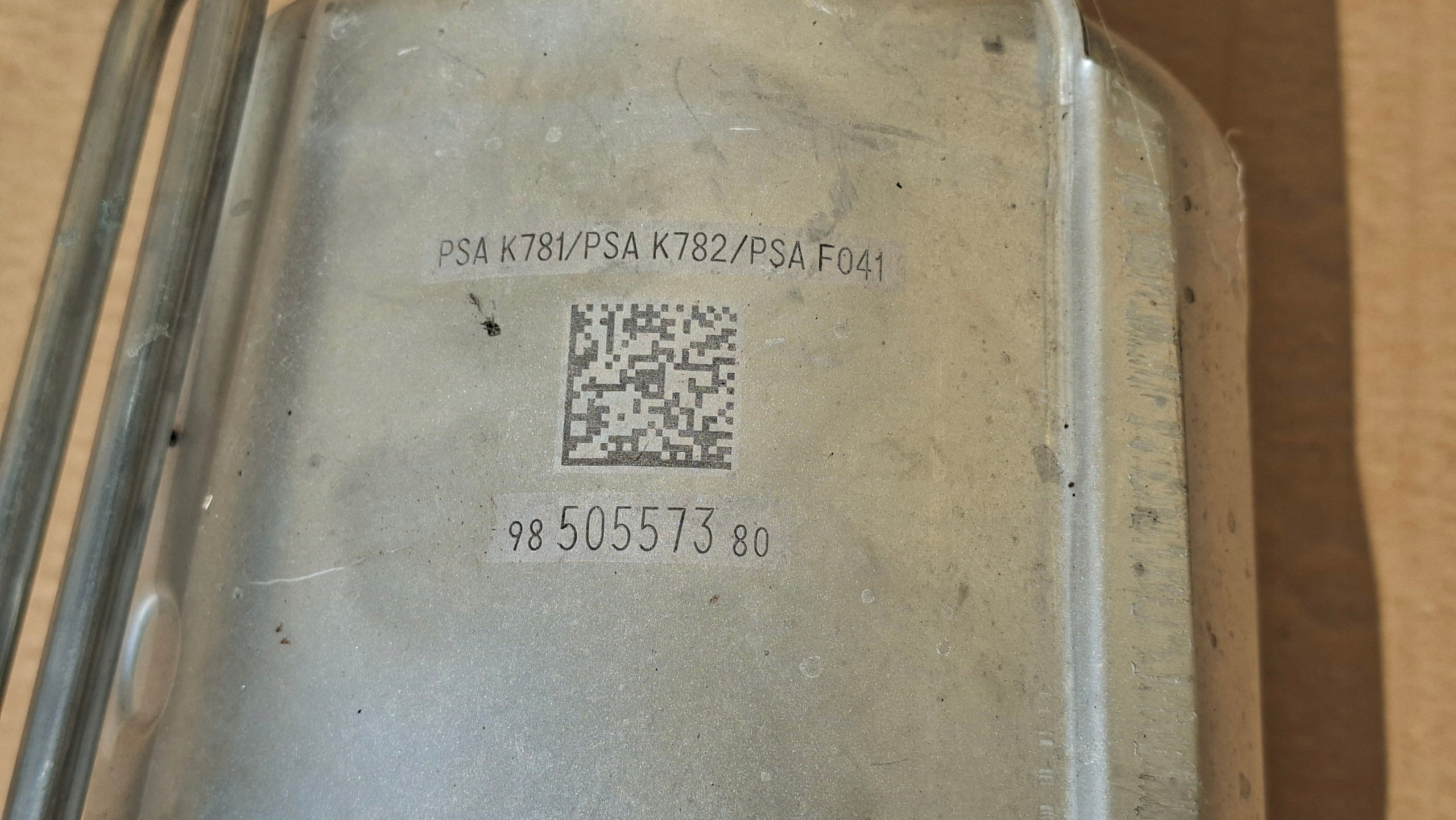Catalisador Peugeot OE 9850557380 Usado image 3